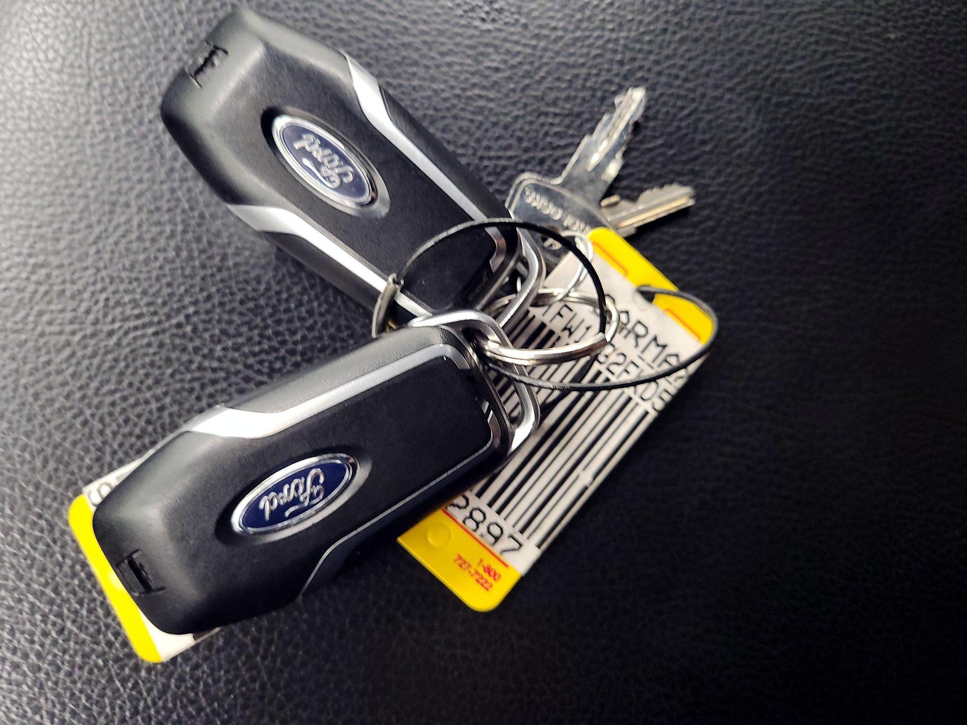 Thumbnail: 2015 Ford F-150 - 18