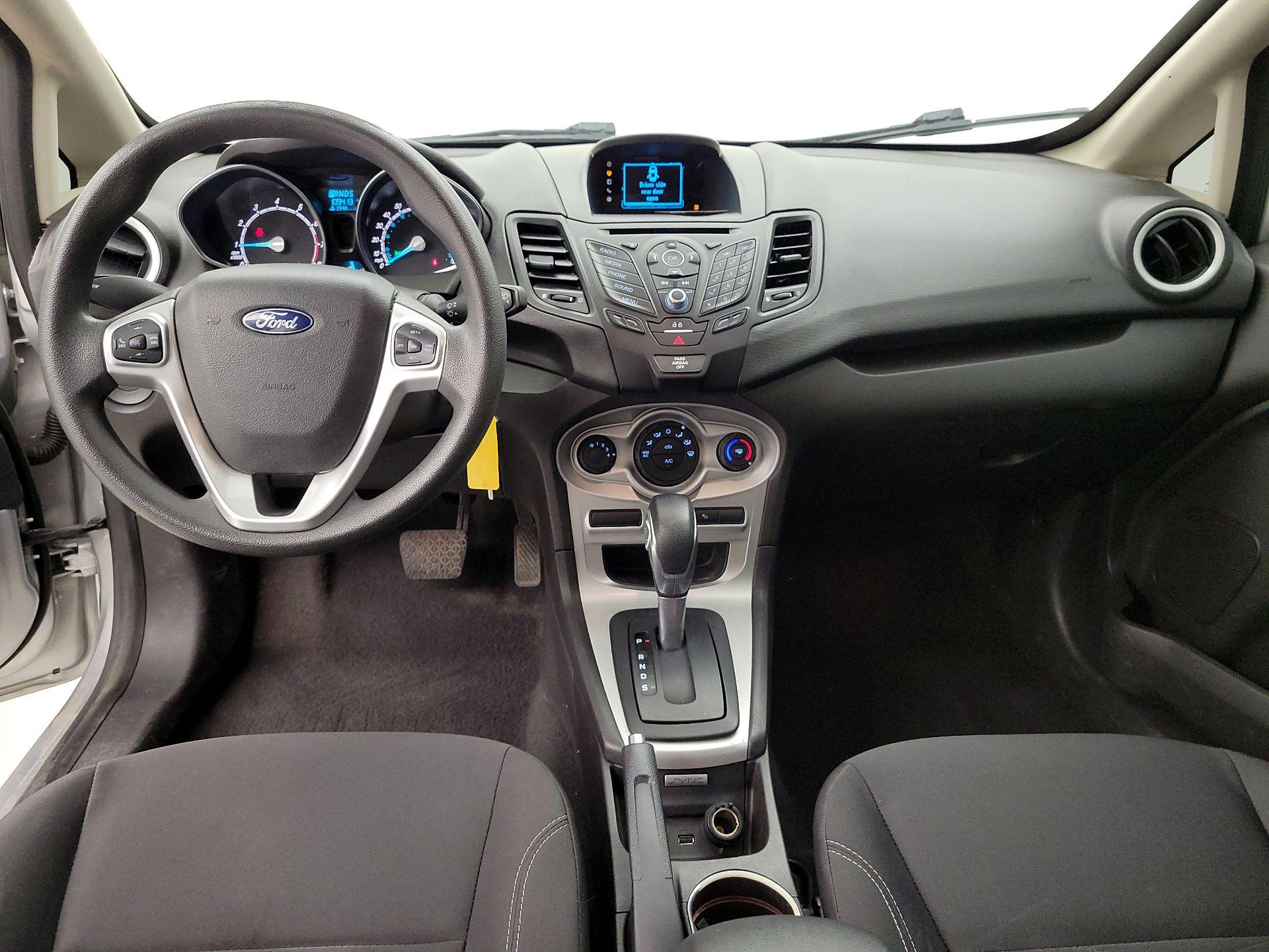 Thumbnail: 2017 Ford Fiesta - 9