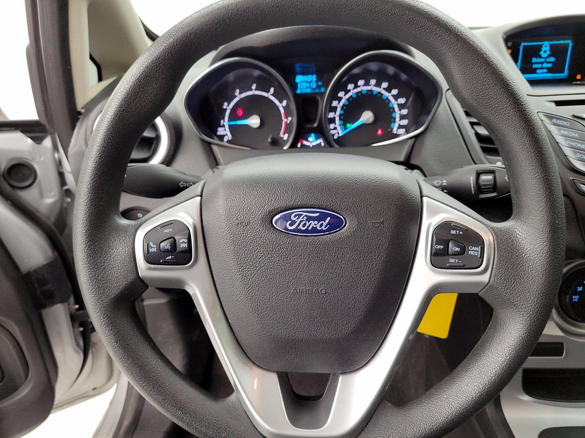 Thumbnail: 2017 Ford Fiesta - 10