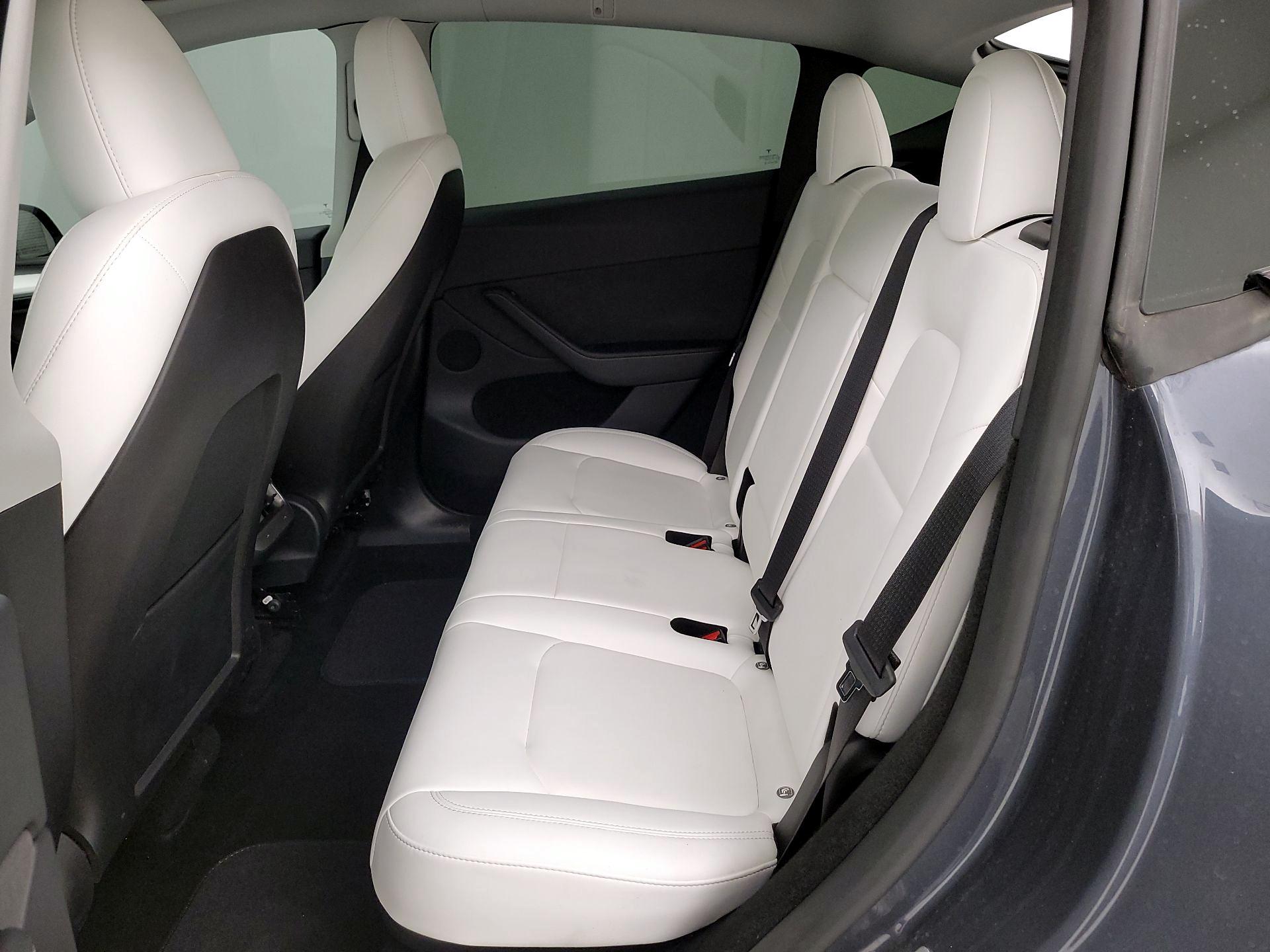 Thumbnail: 2023 Tesla Model Y - 19