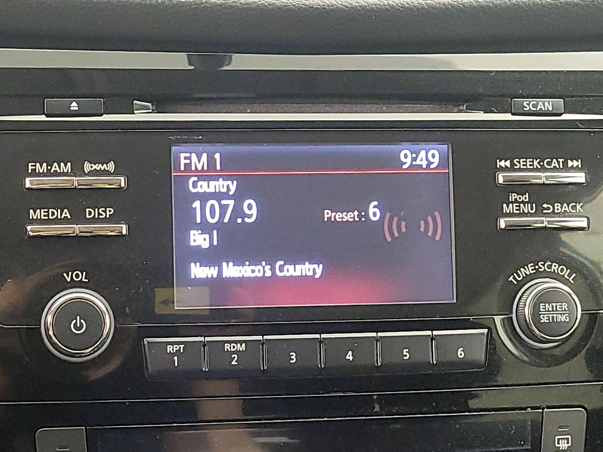 Thumbnail: 2017 Nissan Rogue - 15