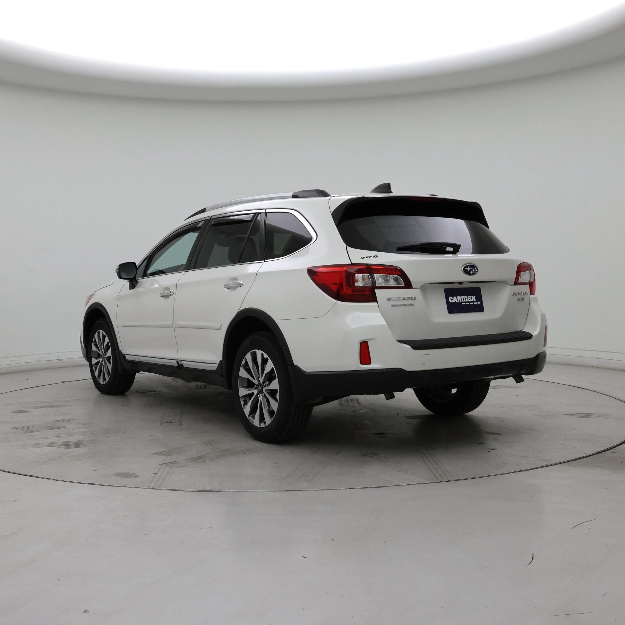 Thumbnail: 2017 Subaru Outback - 2