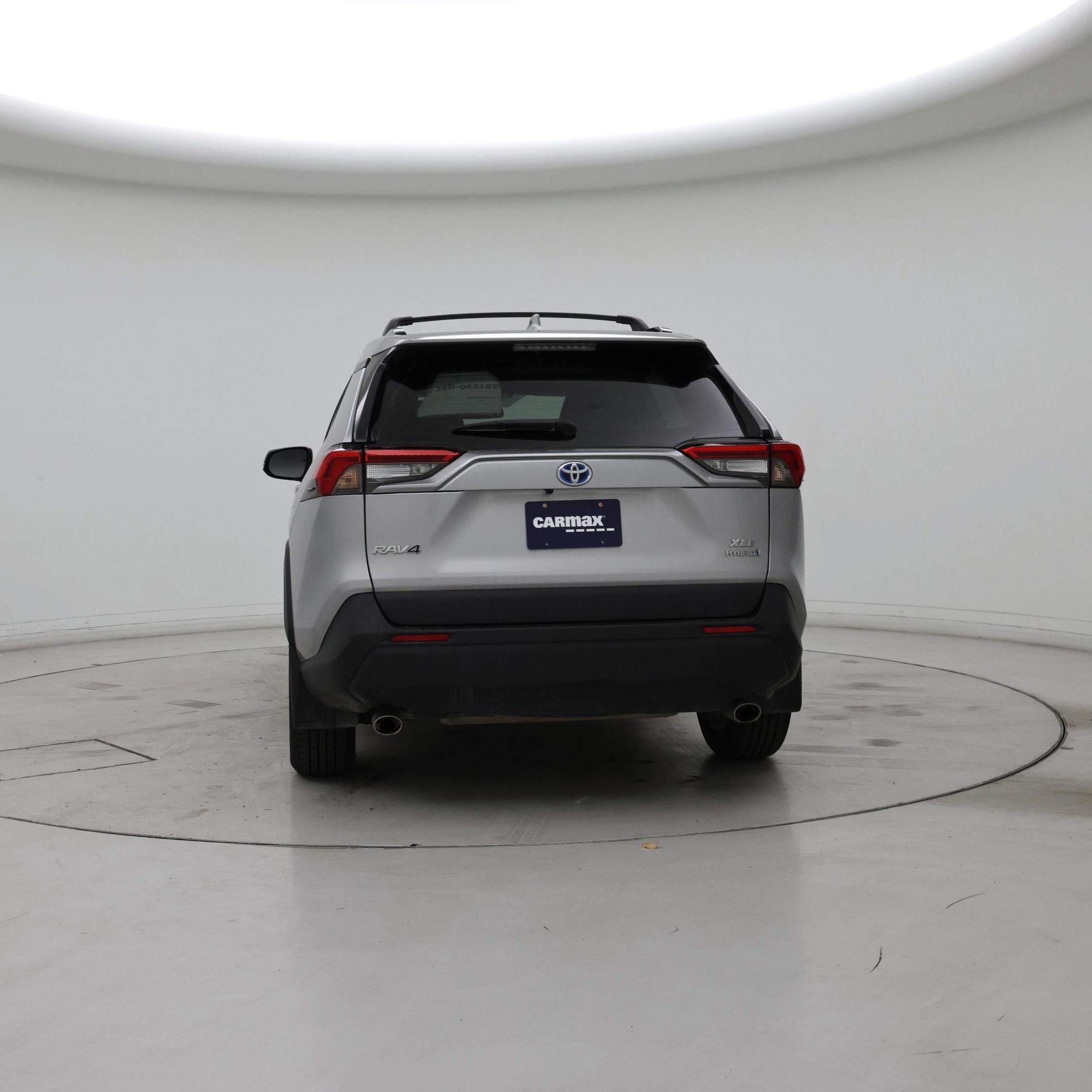 Thumbnail: 2021 Toyota RAV4 - 6