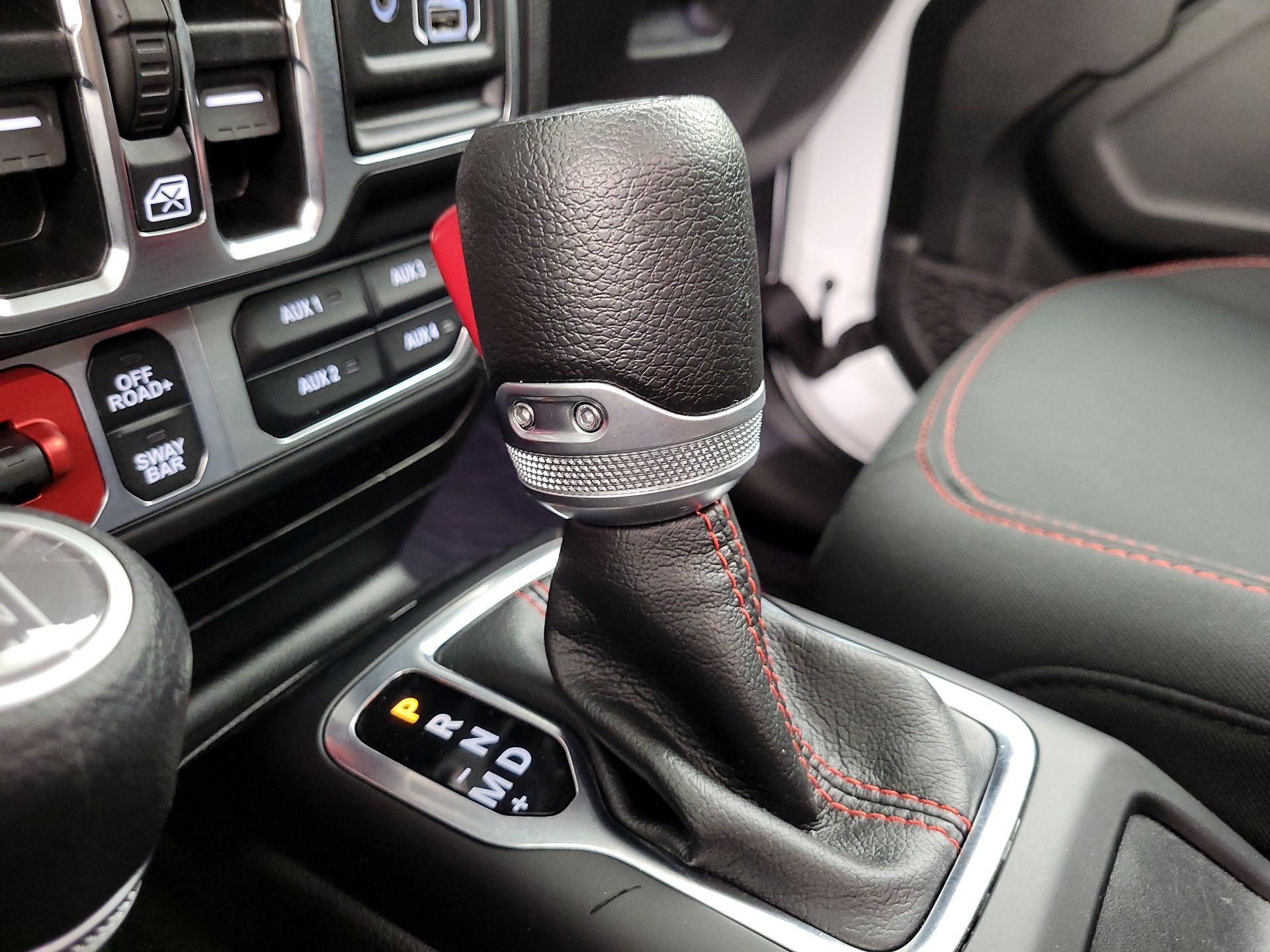 Thumbnail: 2022 Jeep Wrangler - 17