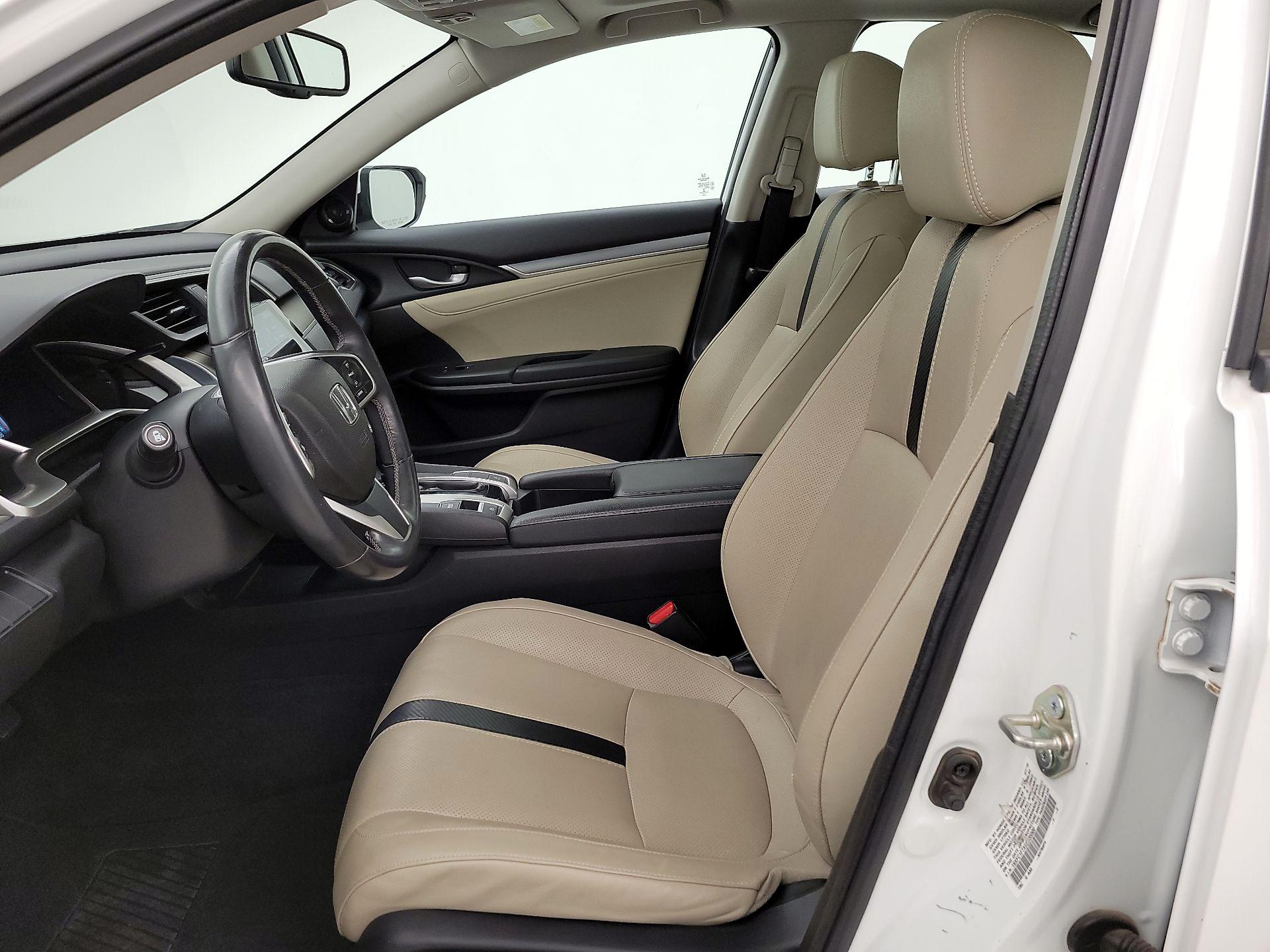 Thumbnail: 2016 Honda Civic - 11