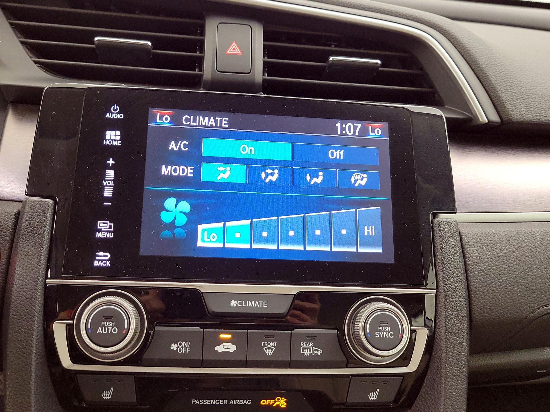 Thumbnail: 2016 Honda Civic - 16