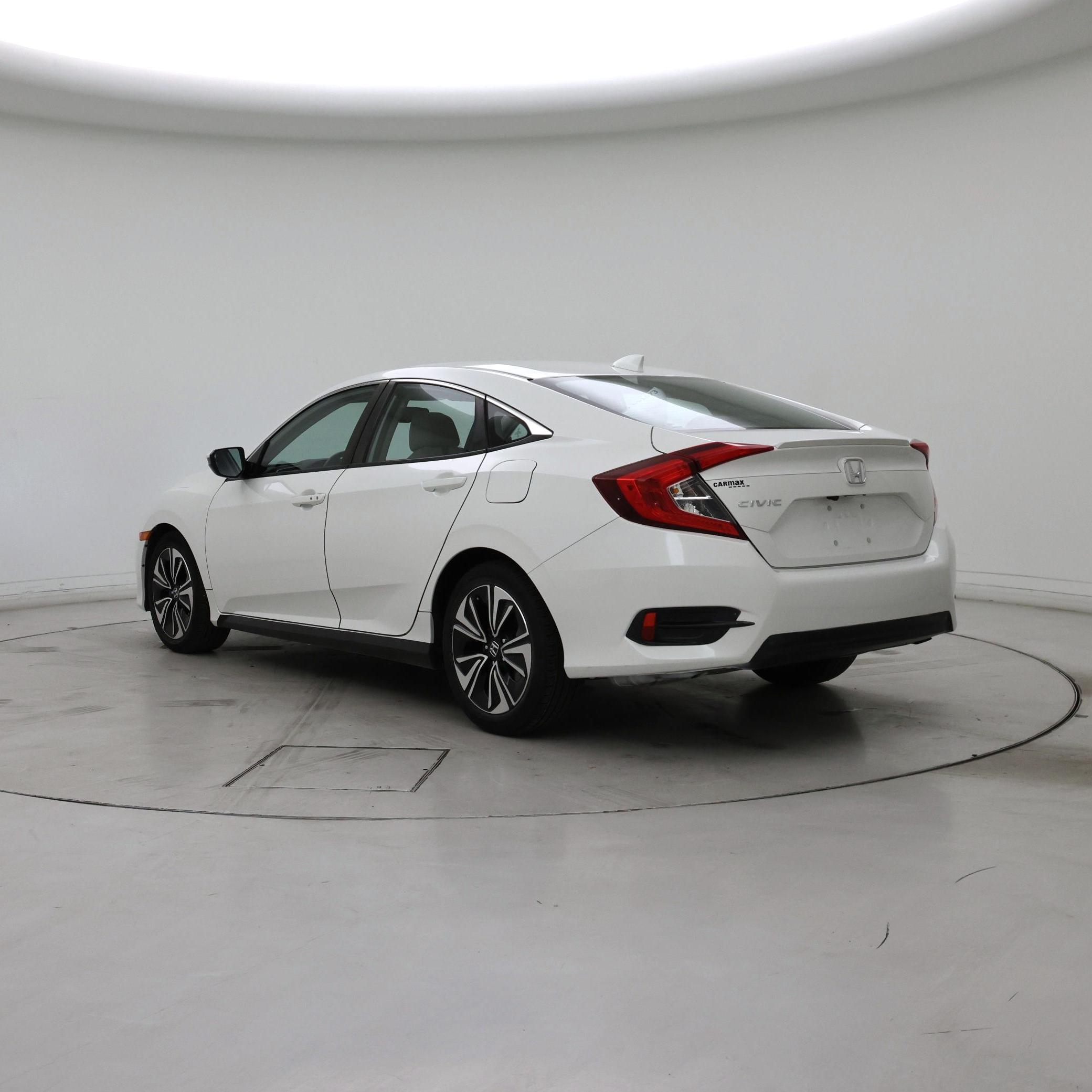 Thumbnail: 2016 Honda Civic - 2