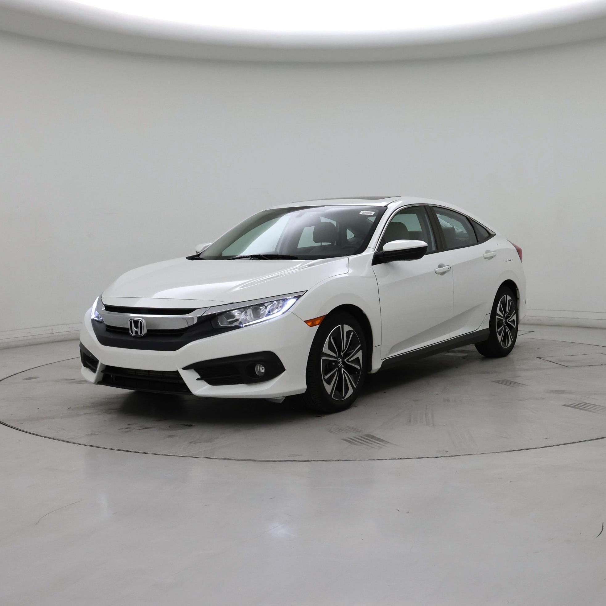 Thumbnail: 2016 Honda Civic - 4