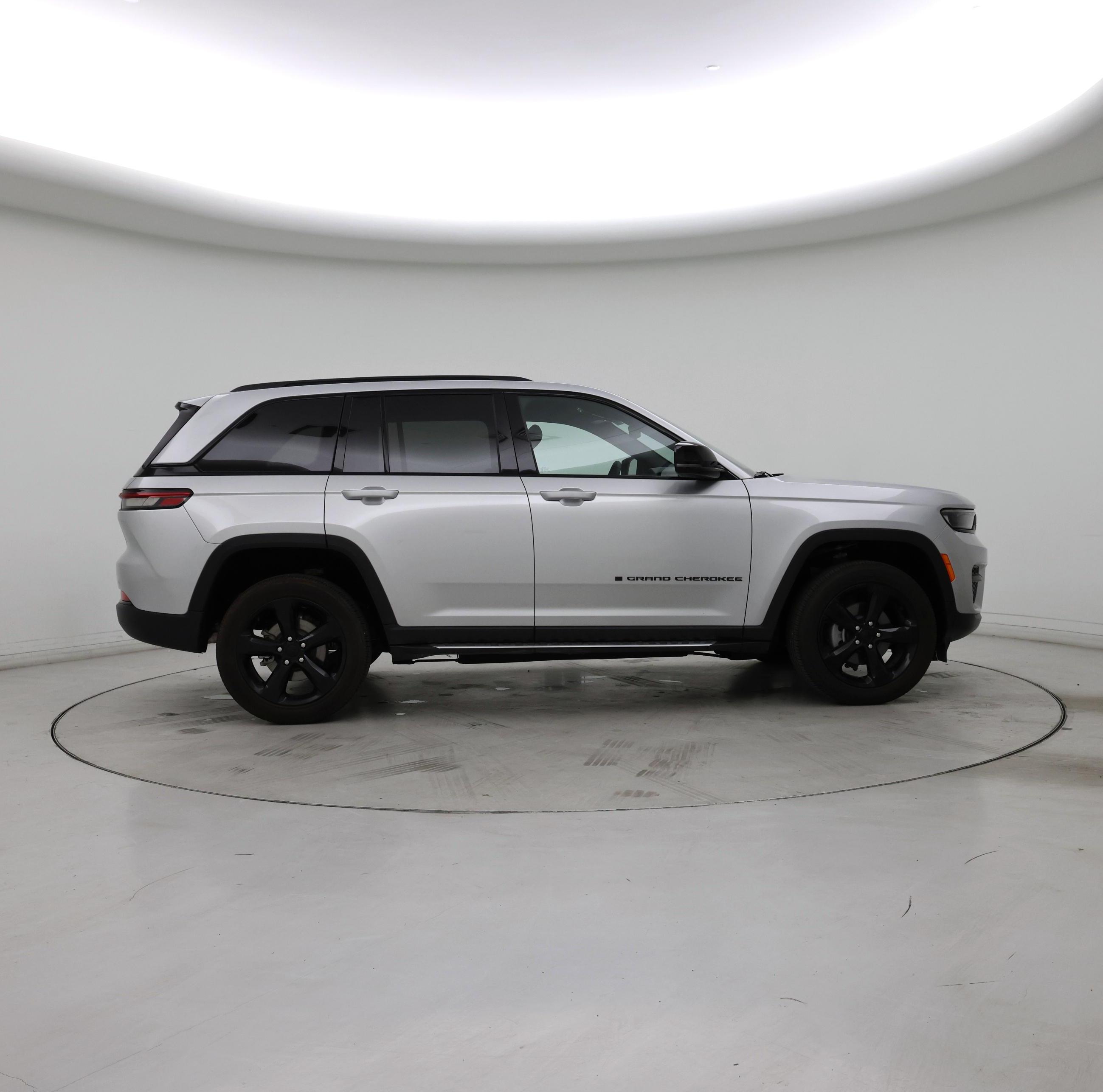 Thumbnail: 2024 Jeep Grand Cherokee - 7