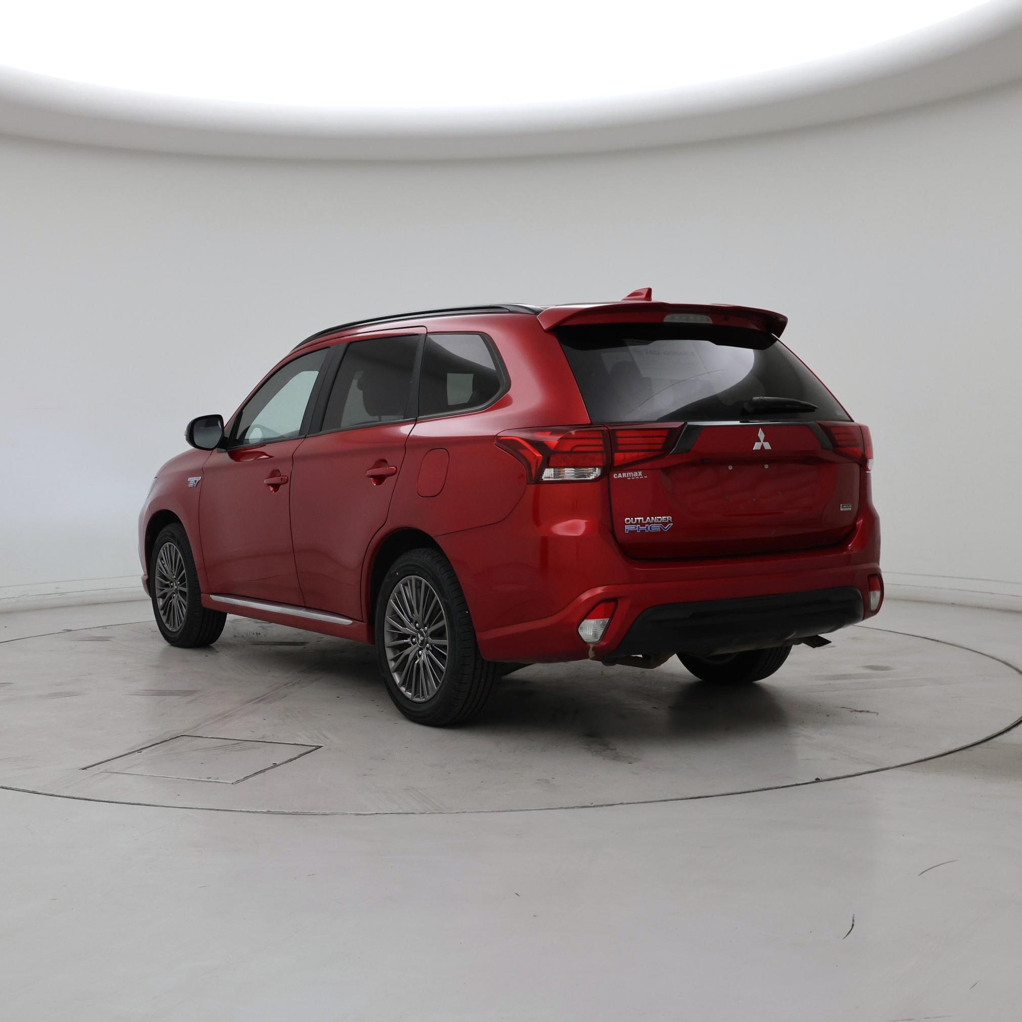 Thumbnail: 2021 Mitsubishi Outlander - 2