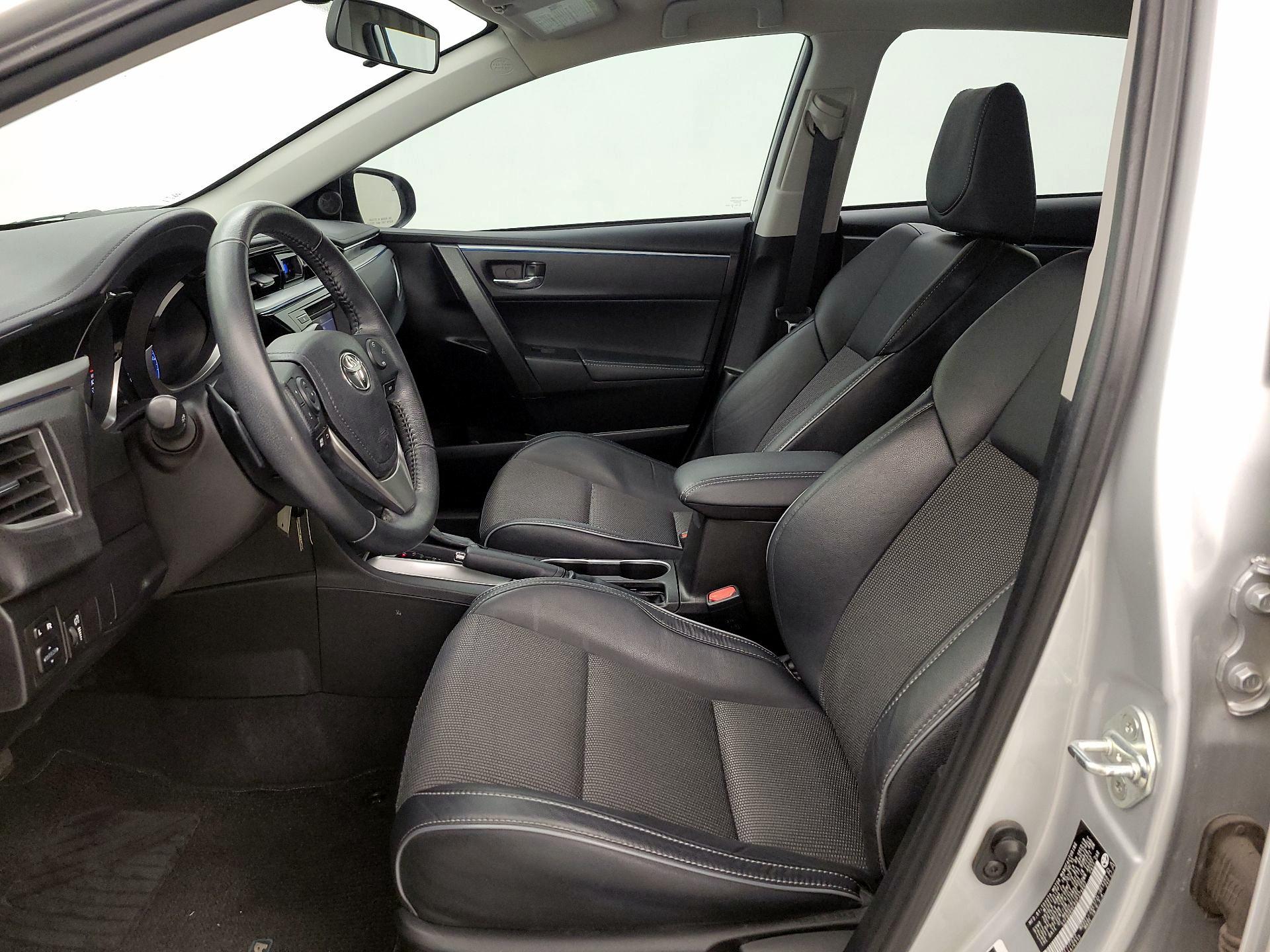 Thumbnail: 2016 Toyota Corolla - 11