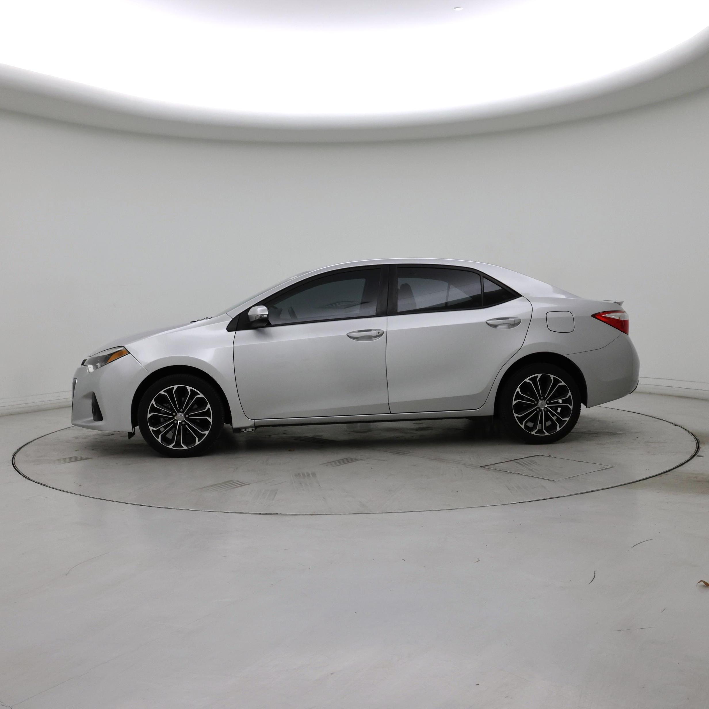 Thumbnail: 2016 Toyota Corolla - 3