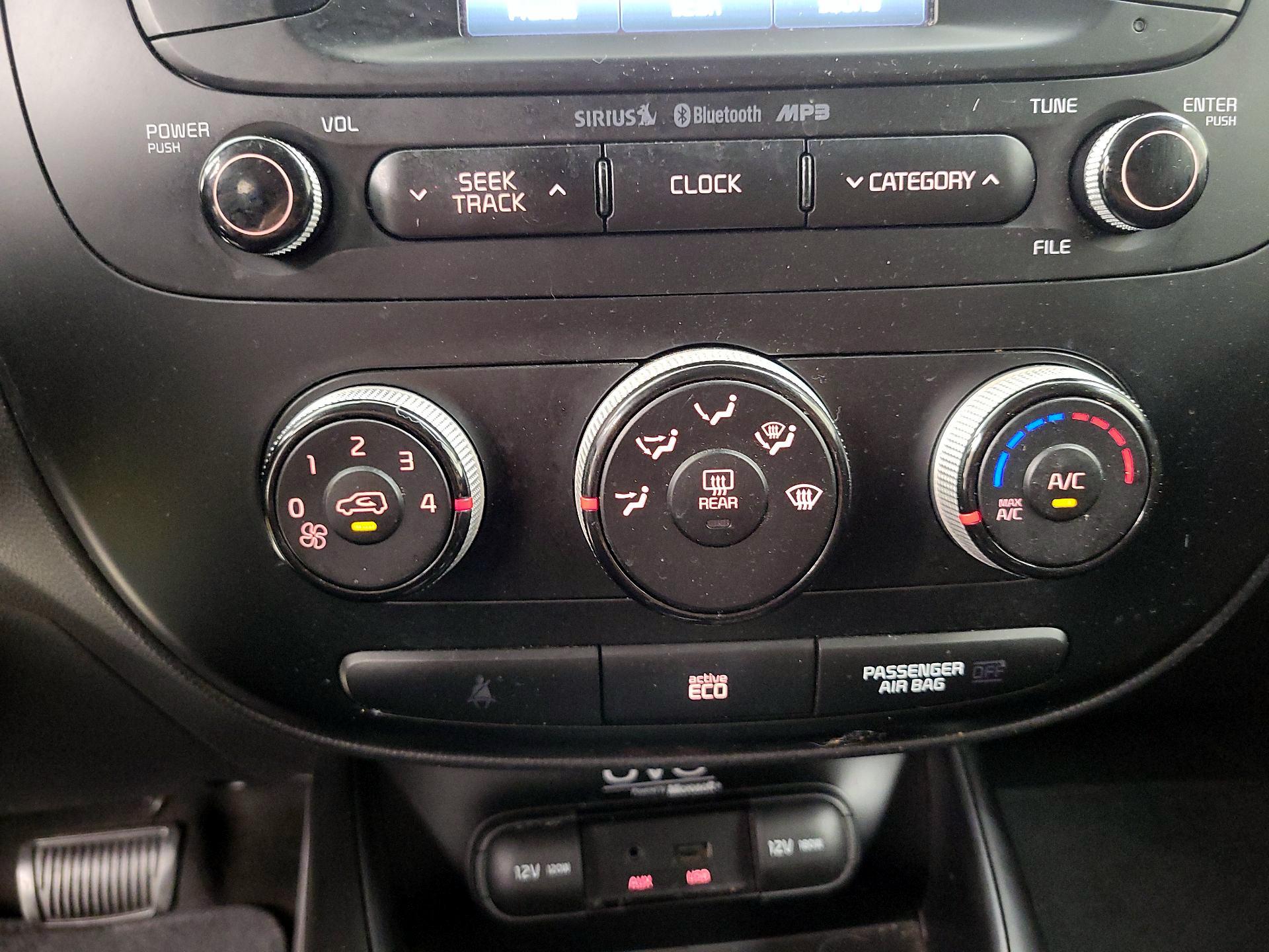 Thumbnail: 2014 Kia Soul - 16