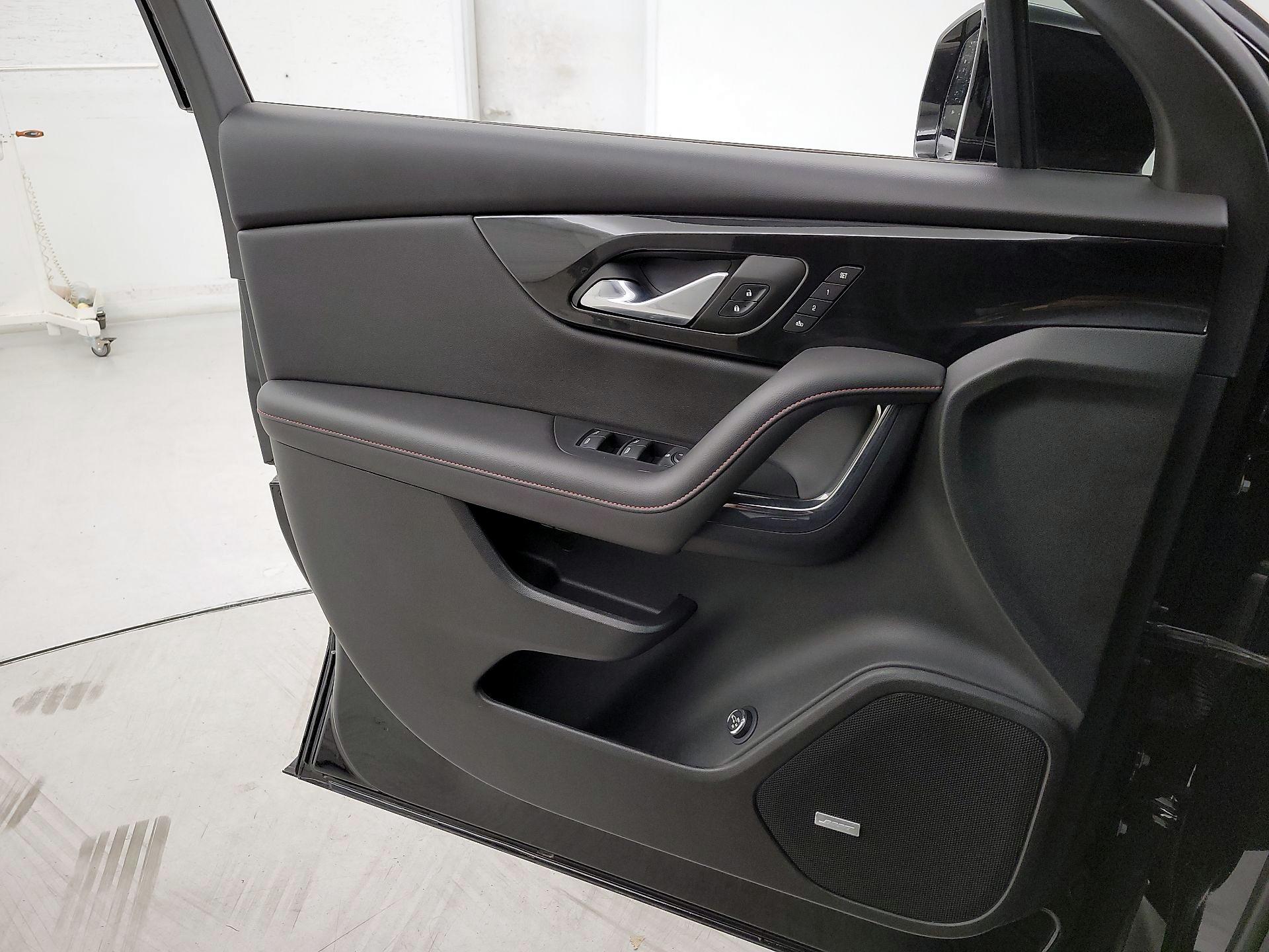 Thumbnail: 2023 Chevrolet Blazer - 12