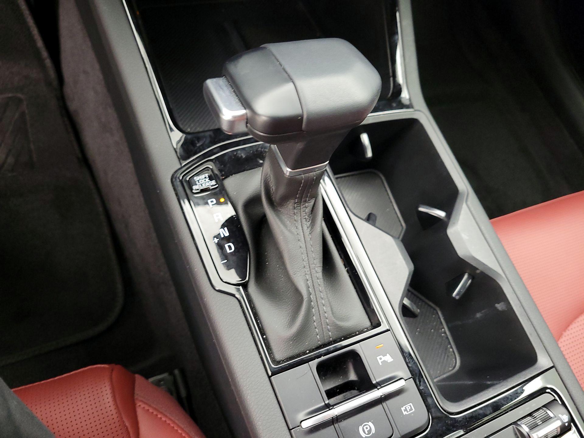 Thumbnail: 2025 Kia K5 - 15