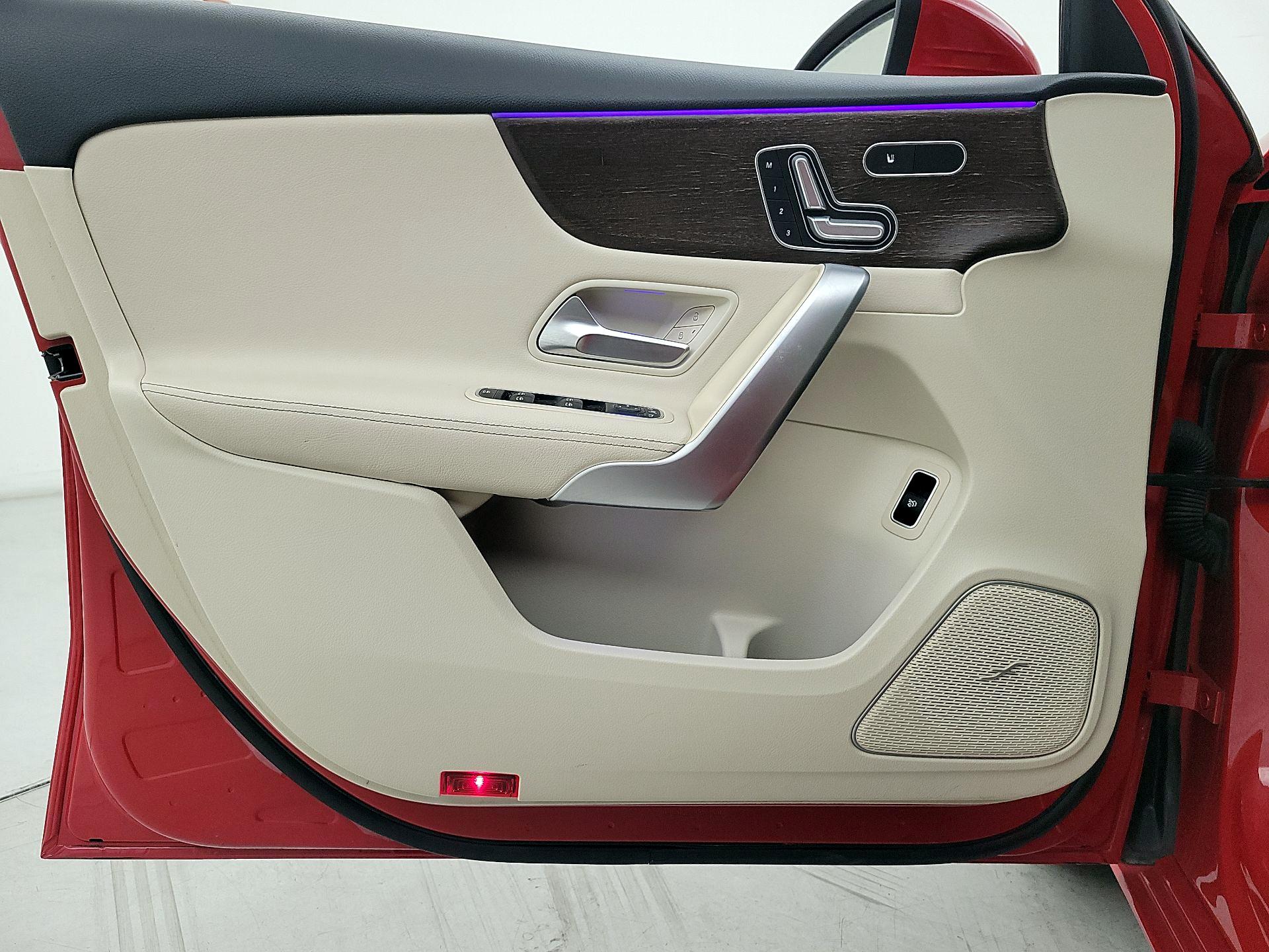 Thumbnail: 2019 Mercedes-Benz A-Class - 12