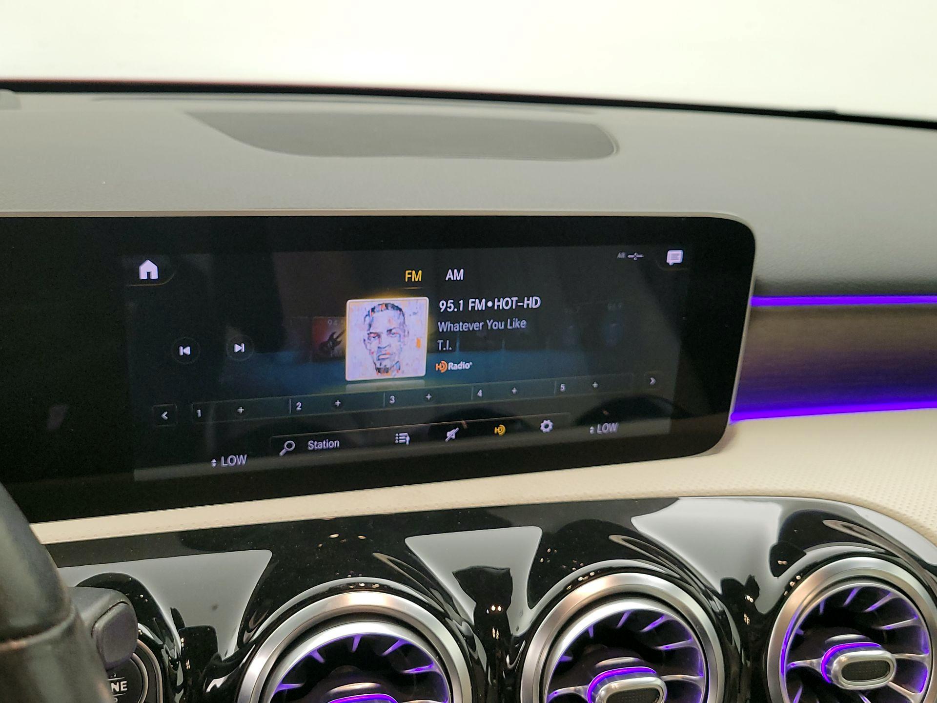 Thumbnail: 2019 Mercedes-Benz A-Class - 14