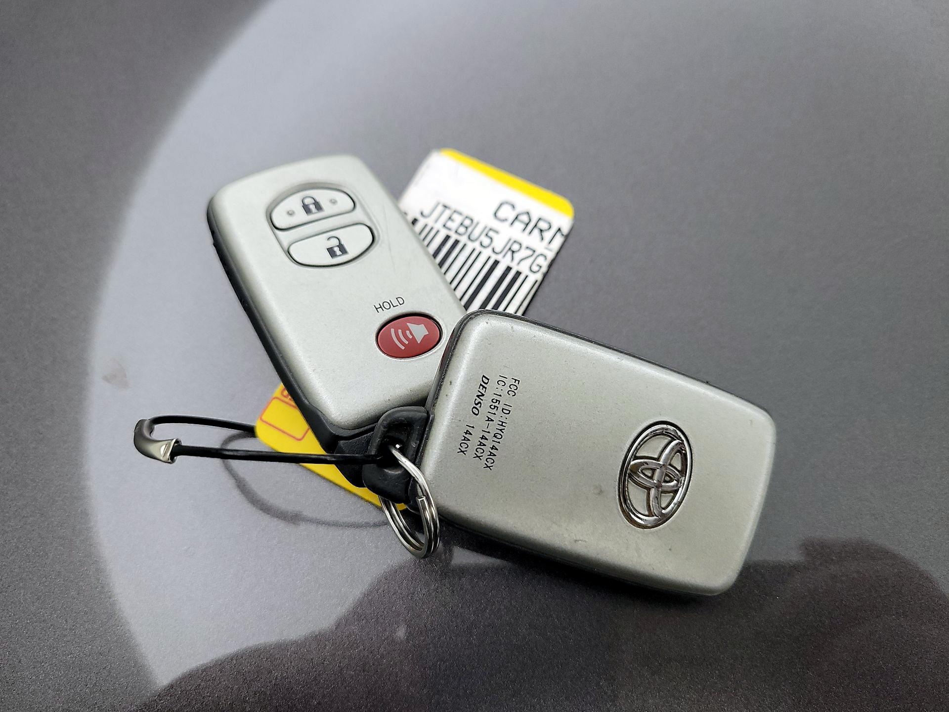 Thumbnail: 2016 Toyota 4Runner - 19