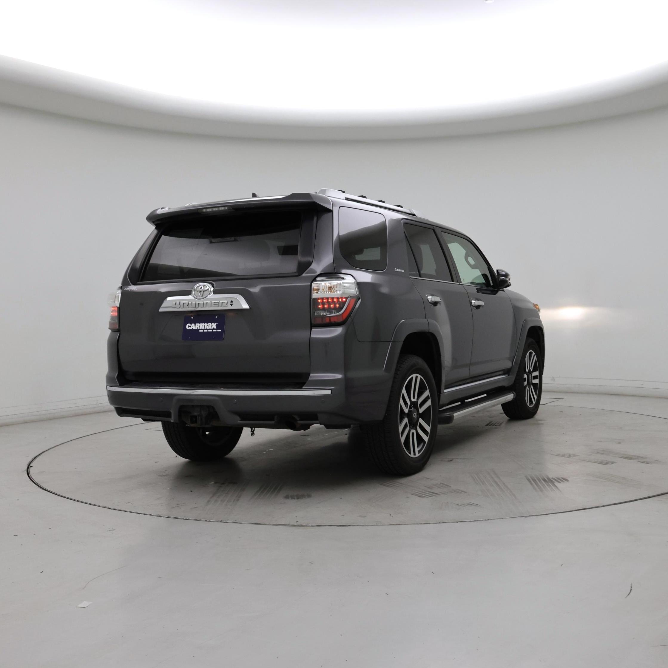 Thumbnail: 2016 Toyota 4Runner - 8