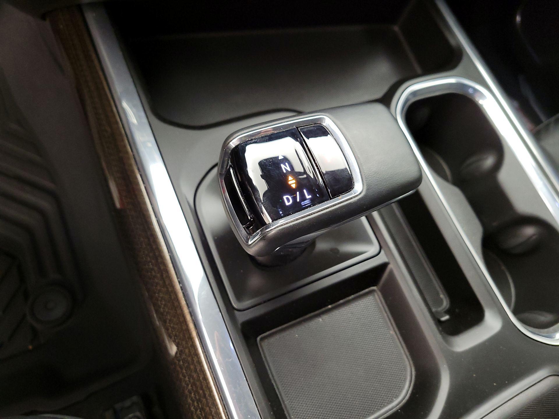 Thumbnail: 2024 Chevrolet Silverado 1500 - 15