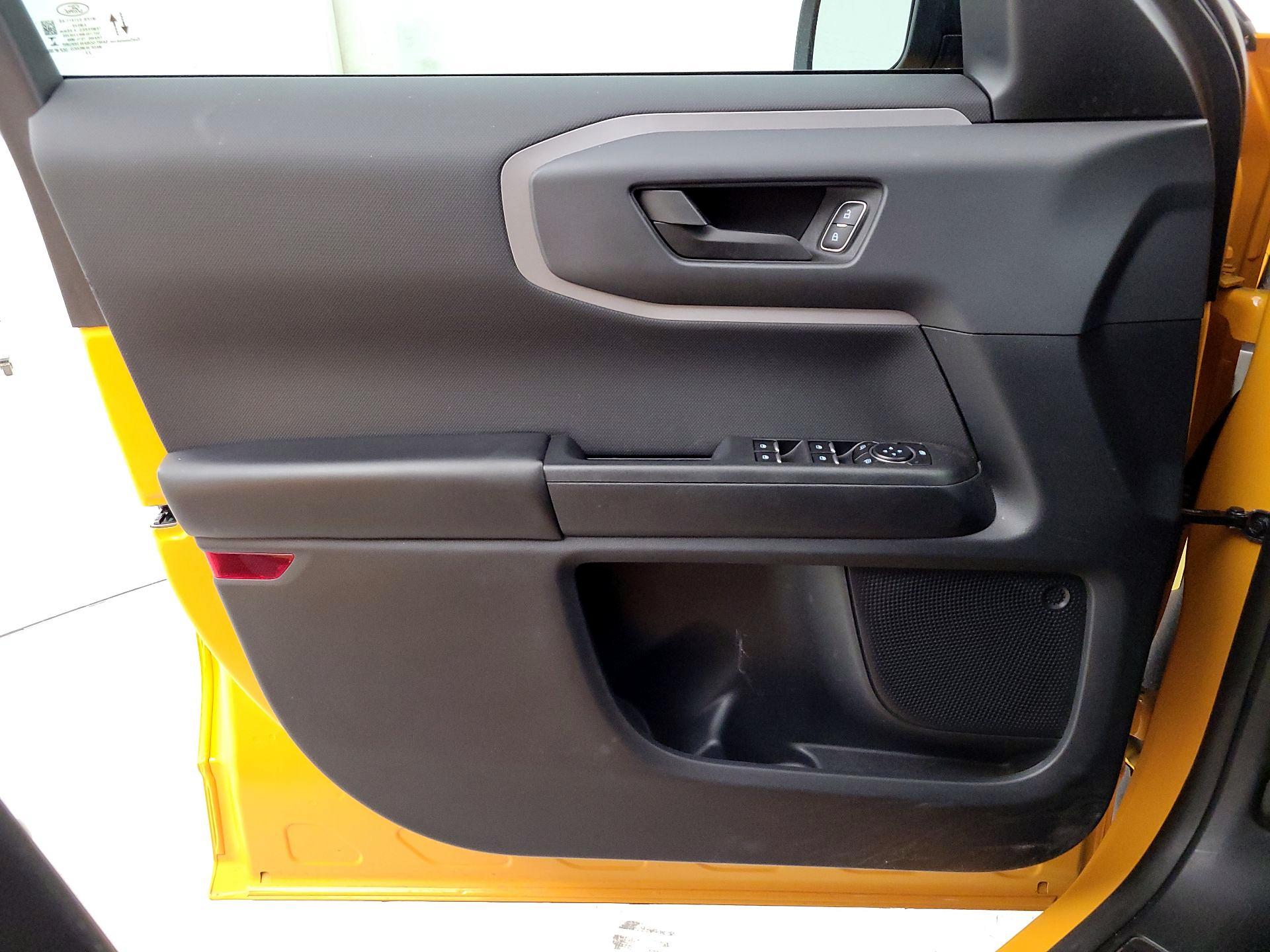 Thumbnail: 2023 Ford Bronco Sport - 12