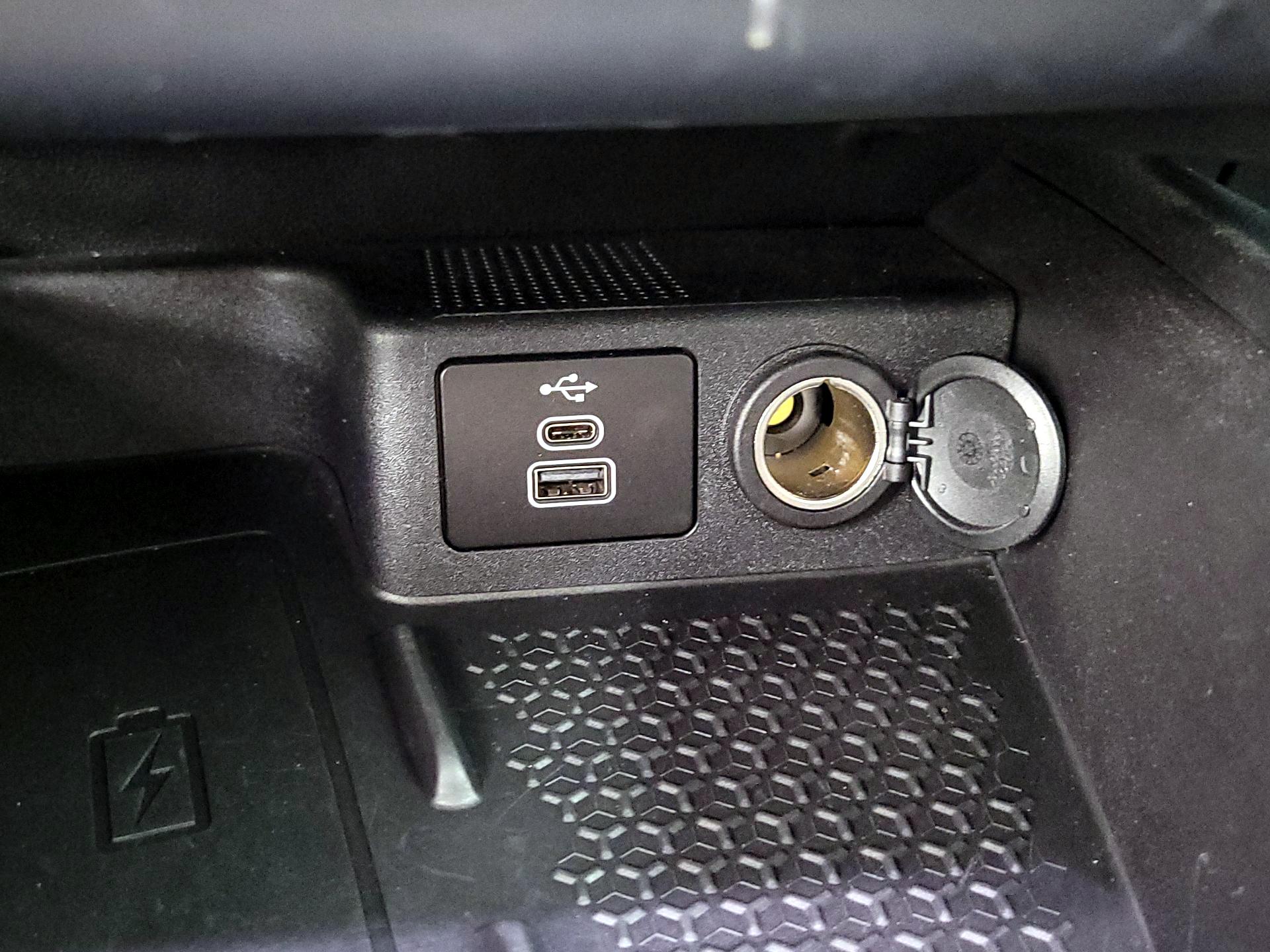 Thumbnail: 2023 Ford Bronco Sport - 19