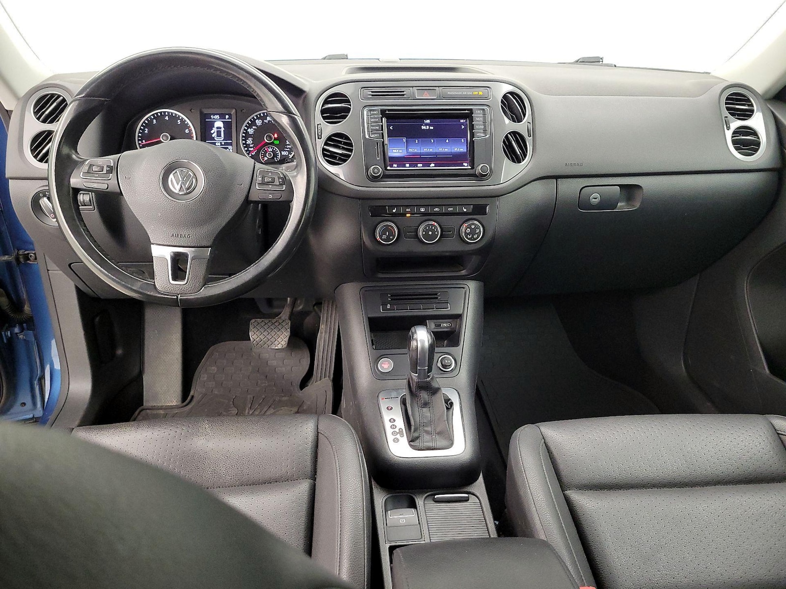 2017 Volkswagen Tiguan S - Photo 10