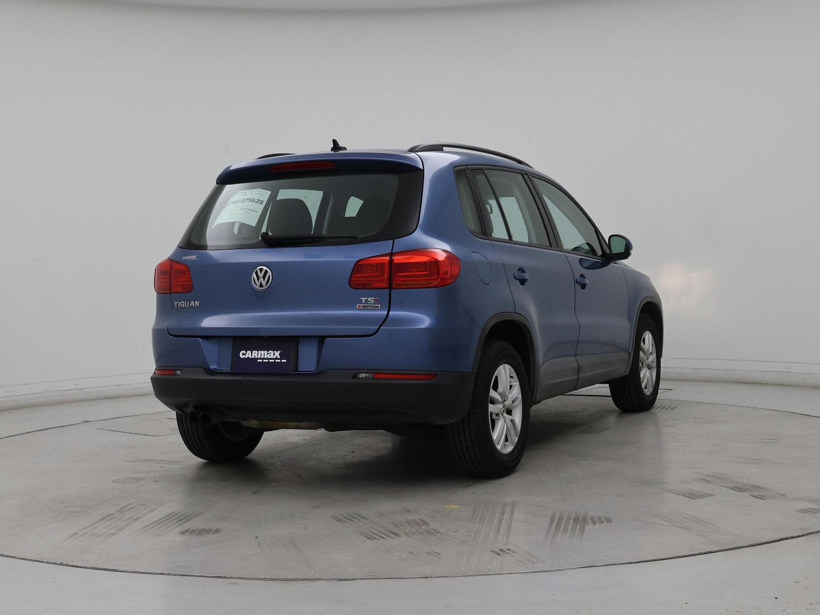 2017 Volkswagen Tiguan S - Photo 9