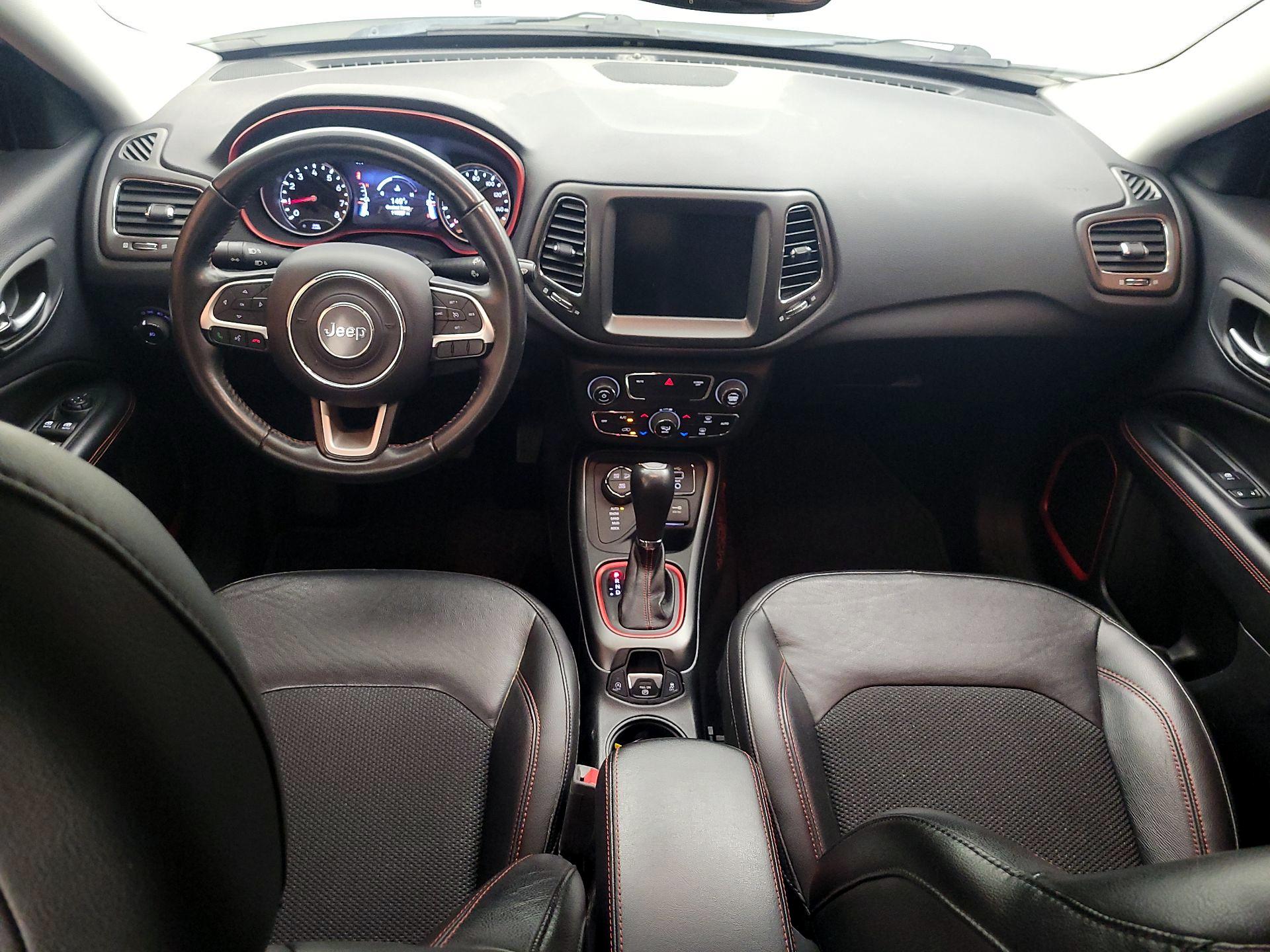 Thumbnail: 2018 Jeep Compass - 9