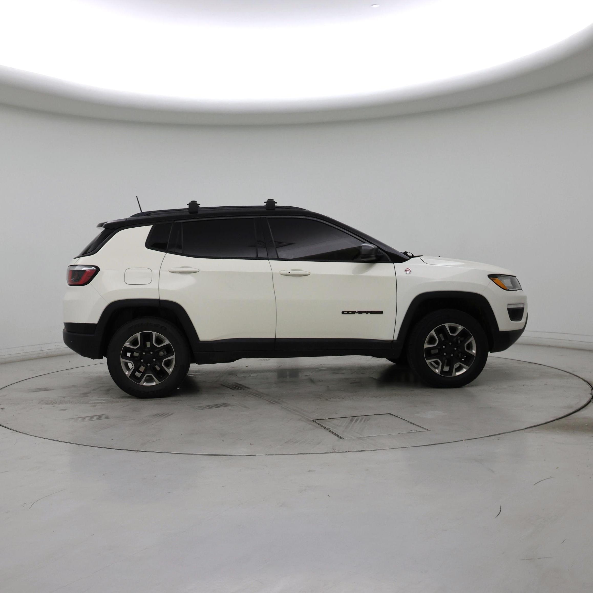 Thumbnail: 2018 Jeep Compass - 7