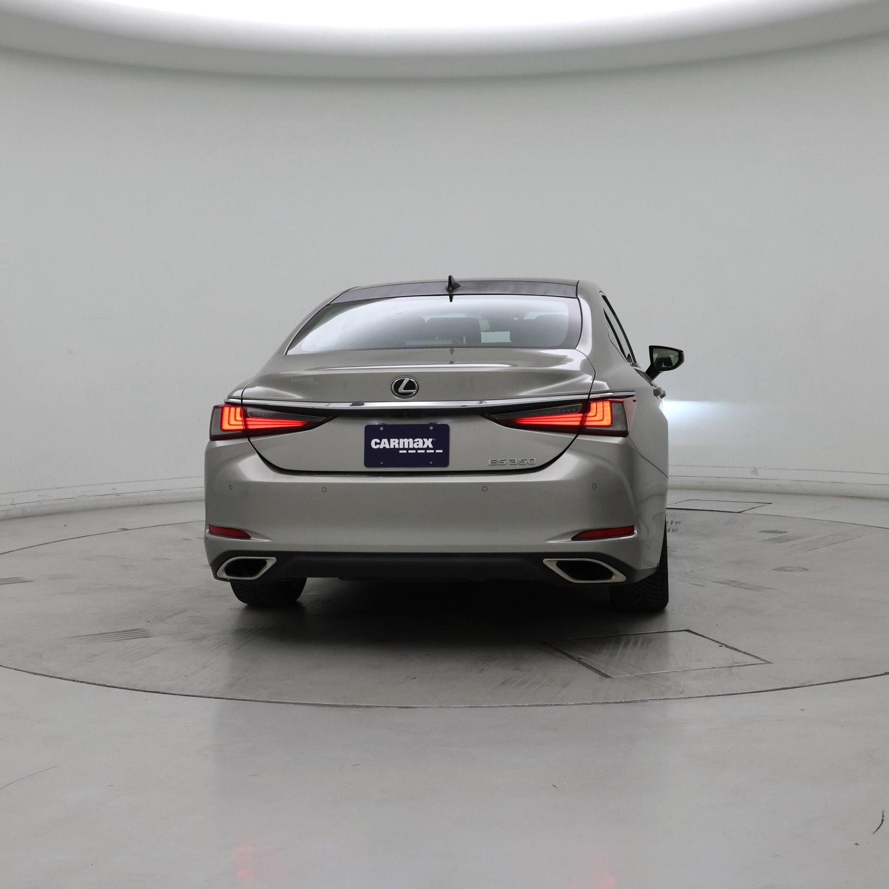 Thumbnail: 2019 Lexus ES - 6