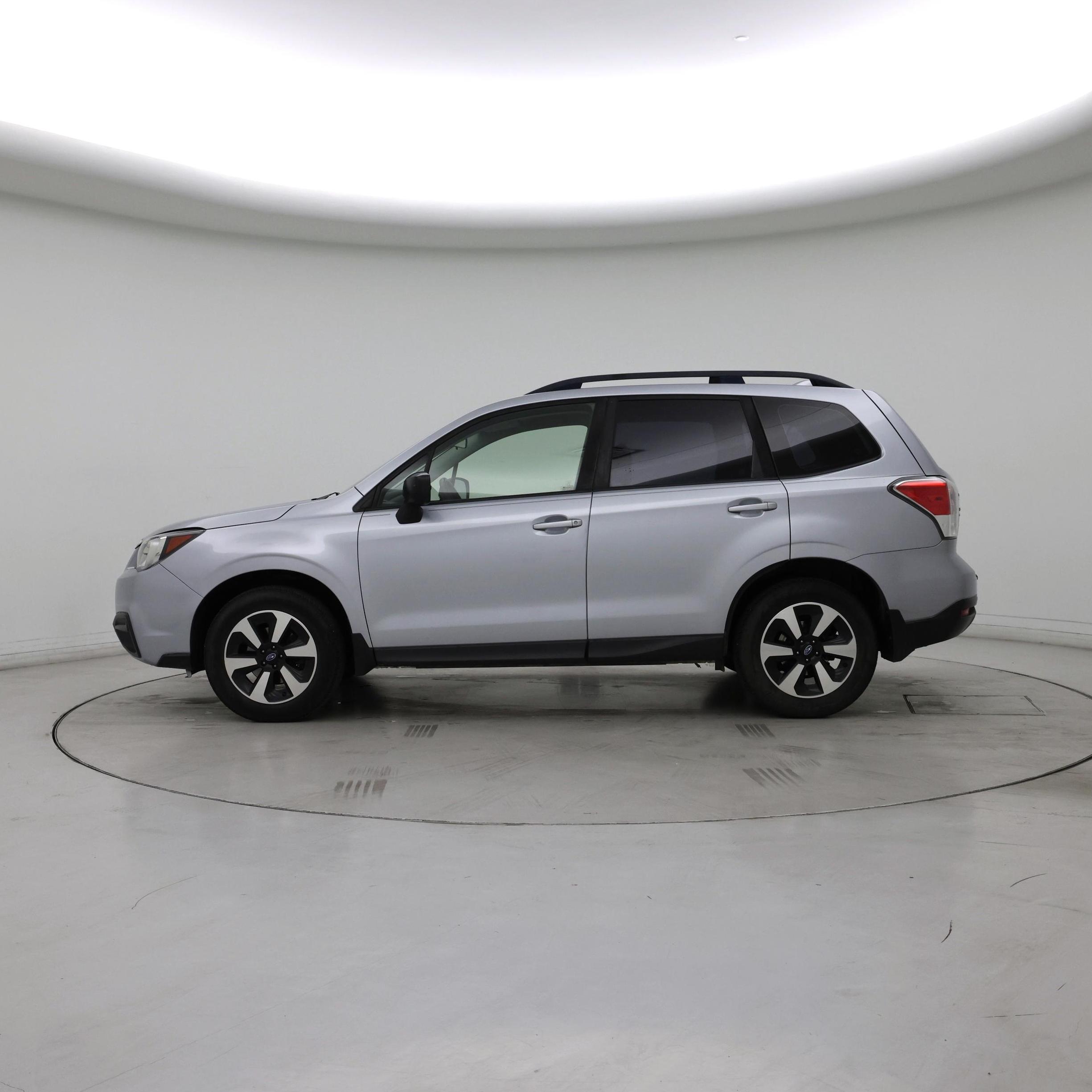 Thumbnail: 2017 Subaru Forester - 3