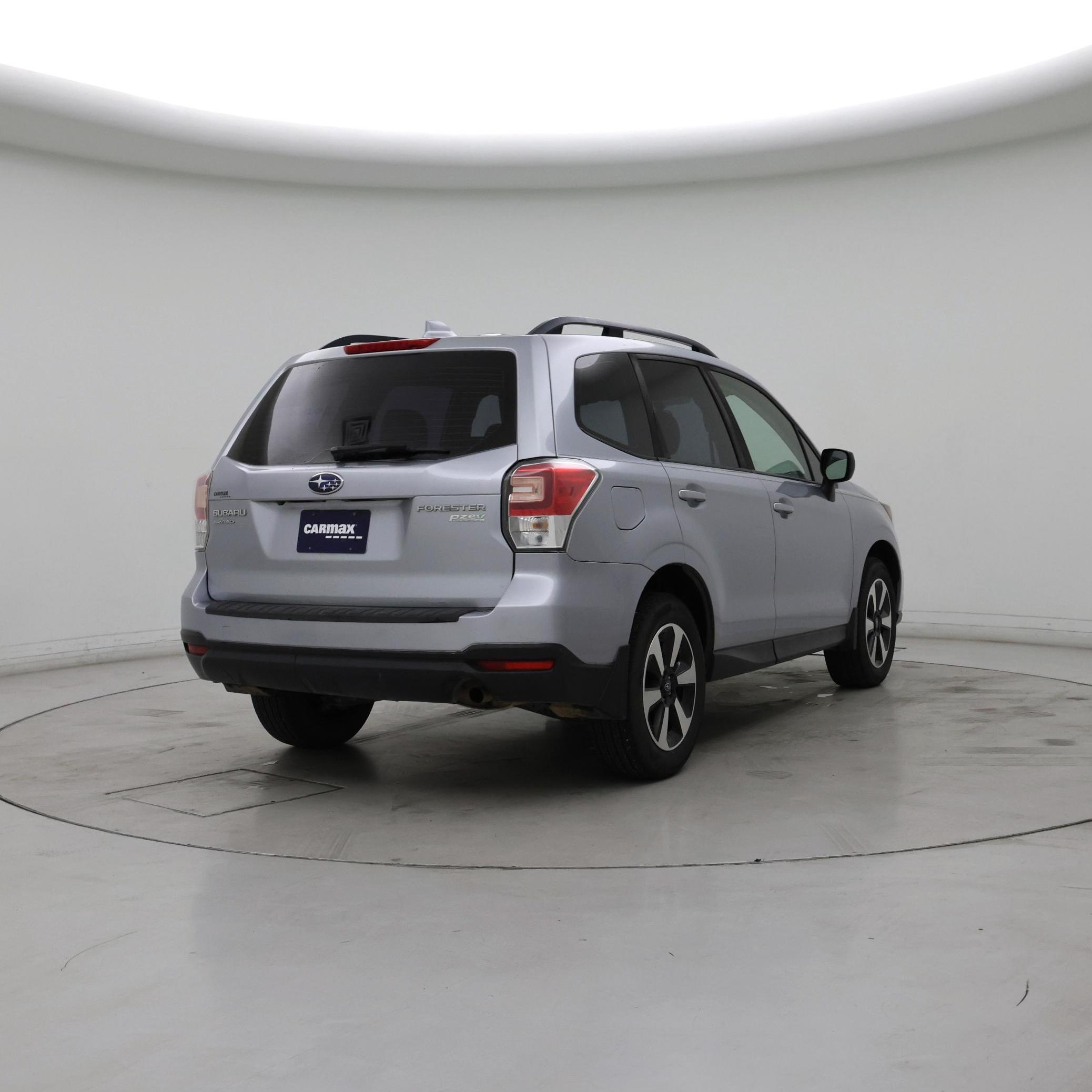 Thumbnail: 2017 Subaru Forester - 8