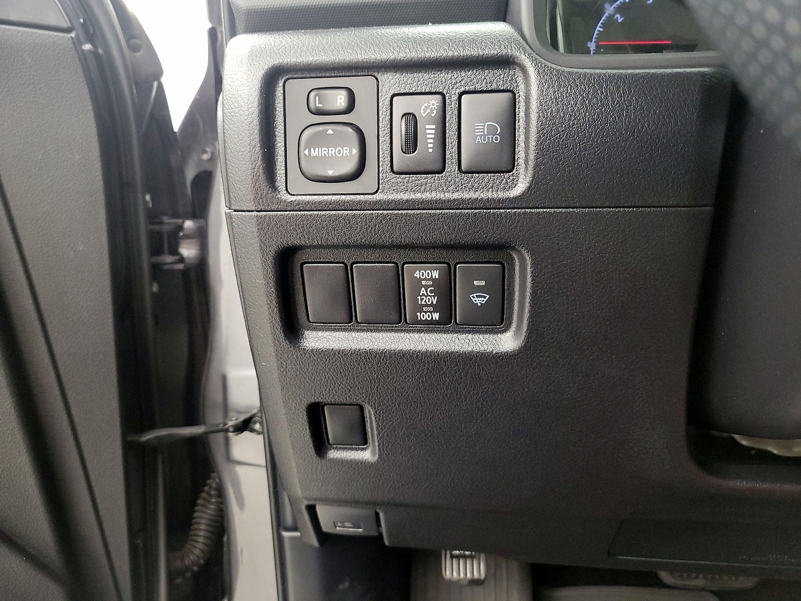 2023 Toyota 4Runner SR5 Premium - Photo 14