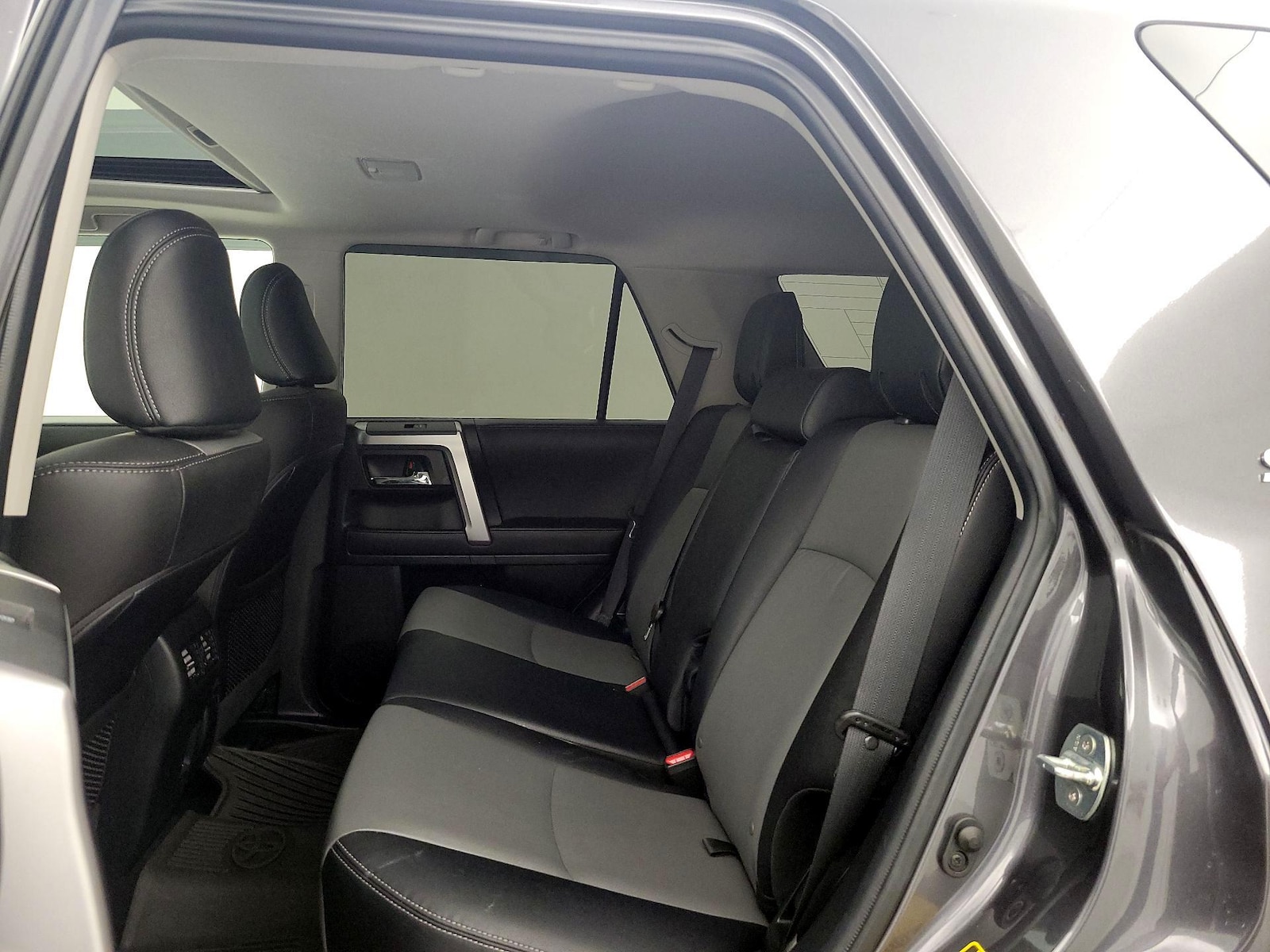 2023 Toyota 4Runner SR5 Premium - Photo 22