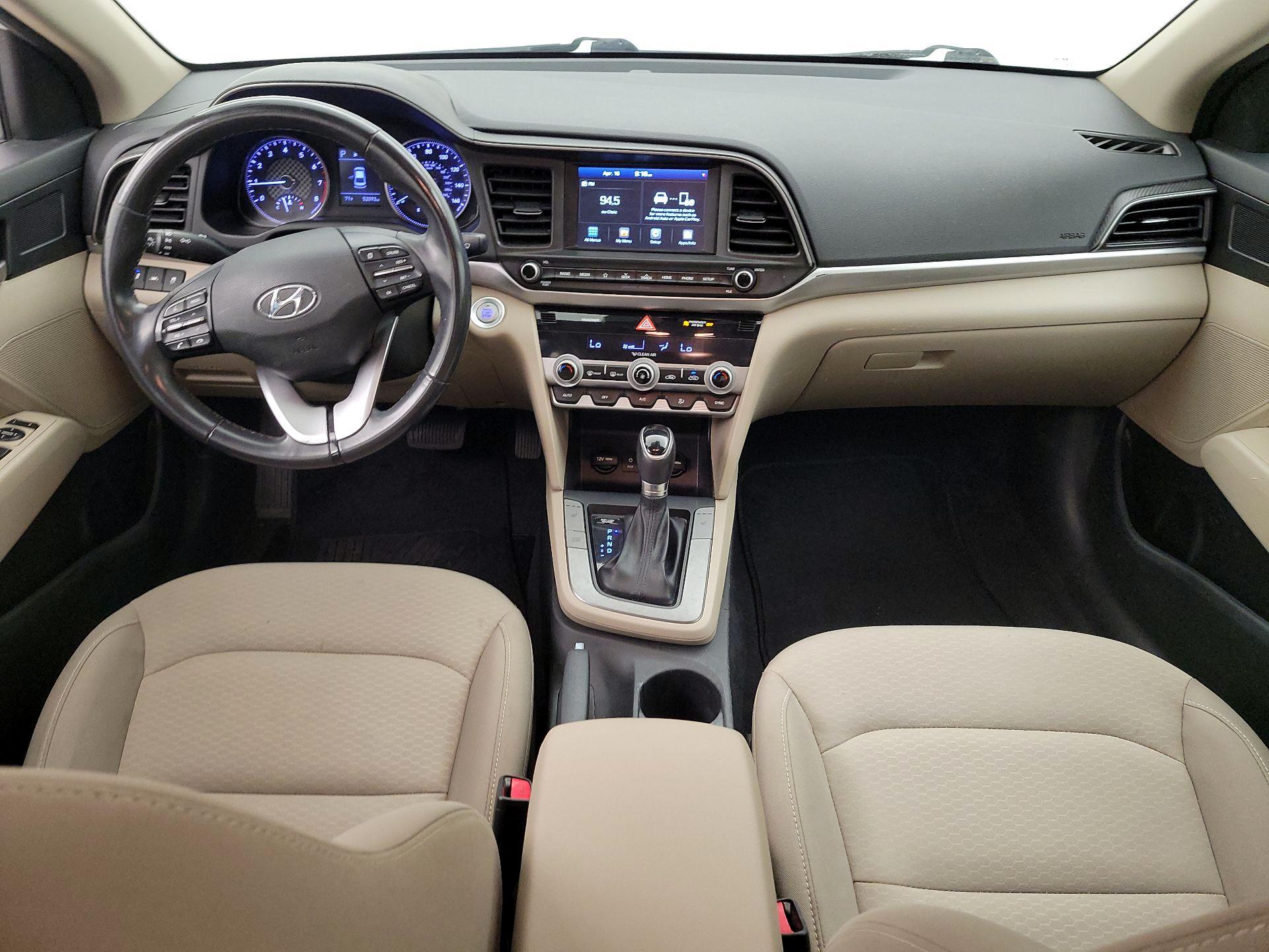 Thumbnail: 2019 Hyundai Elantra - 9