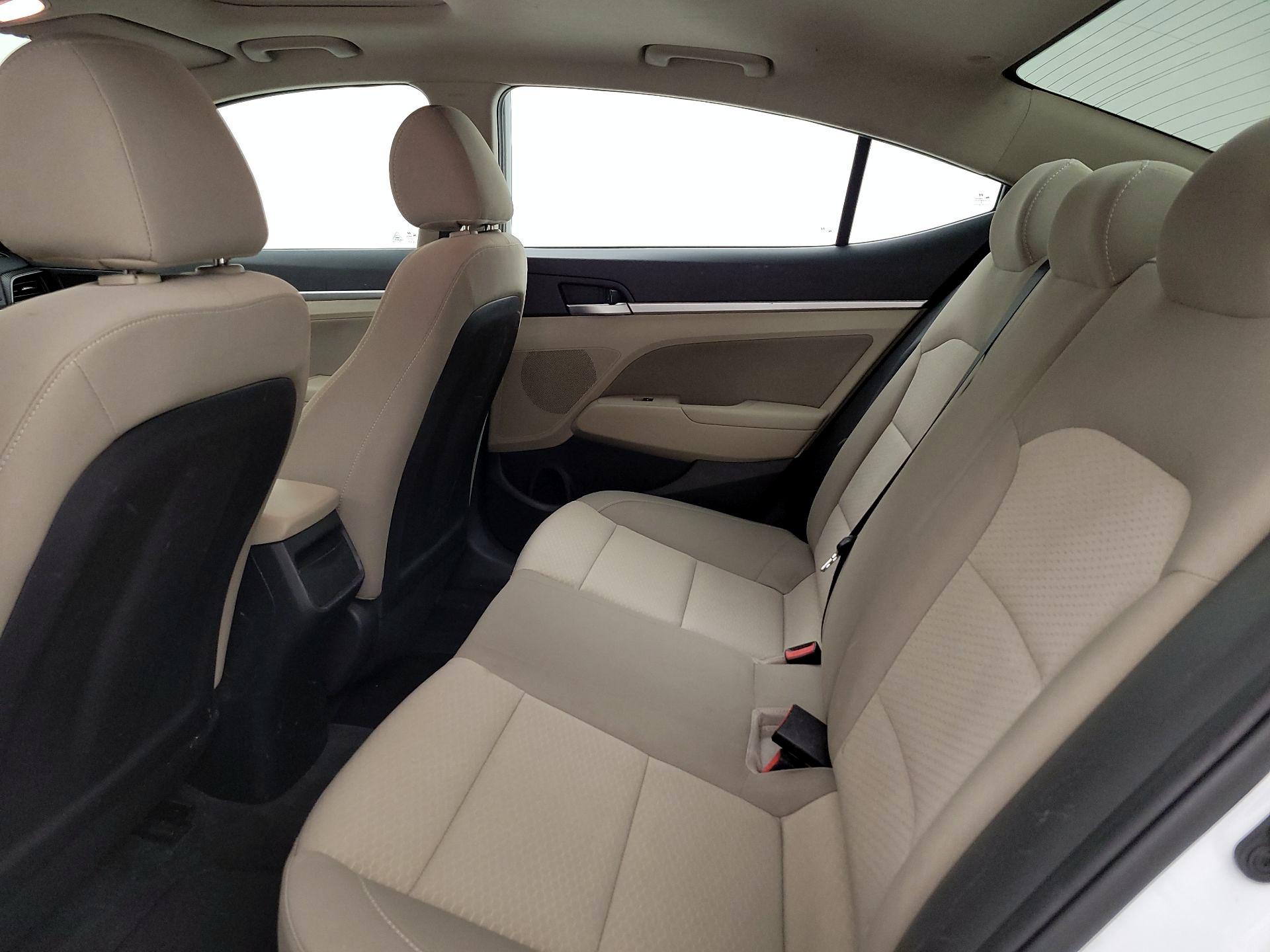 Thumbnail: 2019 Hyundai Elantra - 18