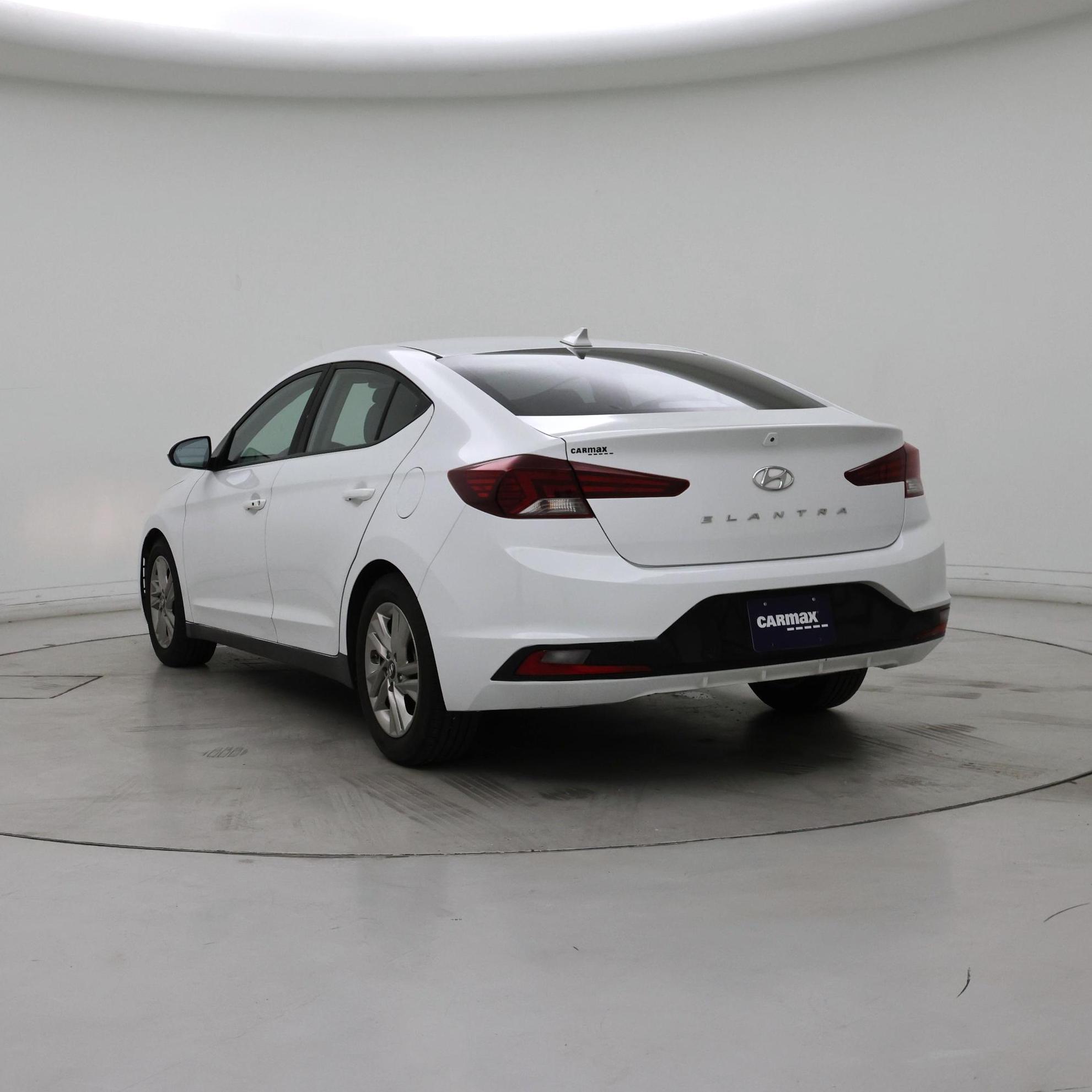 Thumbnail: 2019 Hyundai Elantra - 2