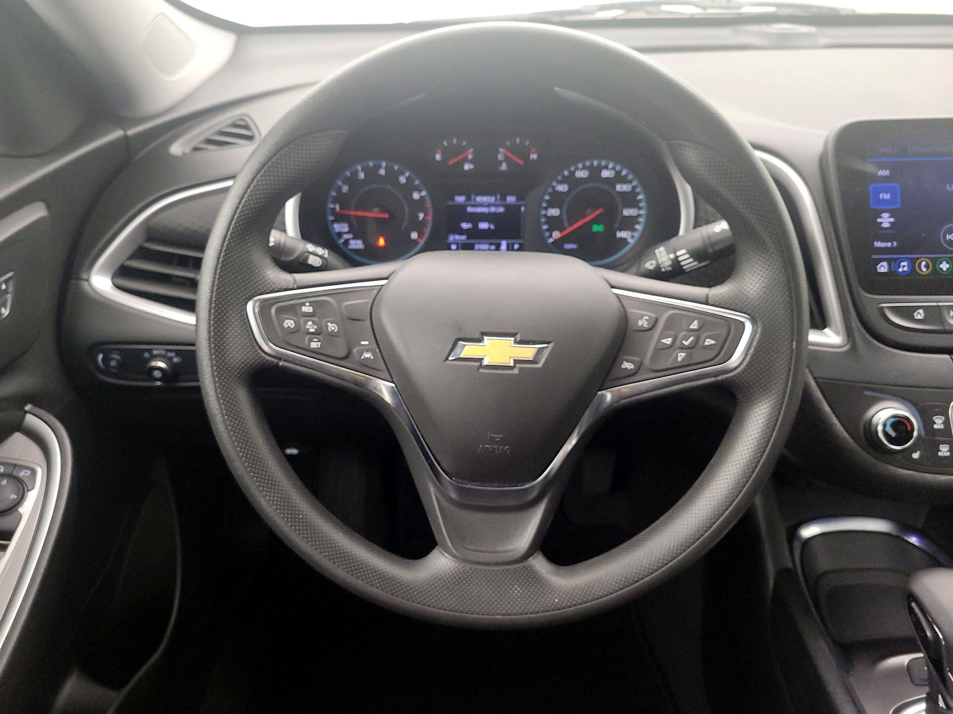 Thumbnail: 2024 Chevrolet Malibu - 10