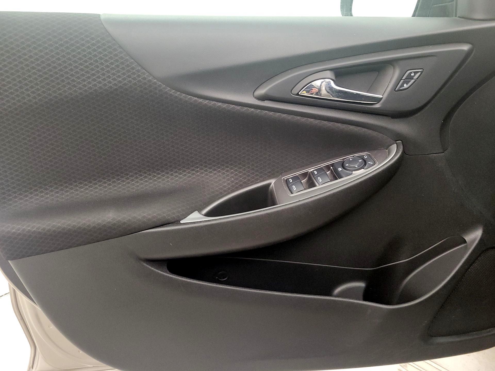 Thumbnail: 2024 Chevrolet Malibu - 12