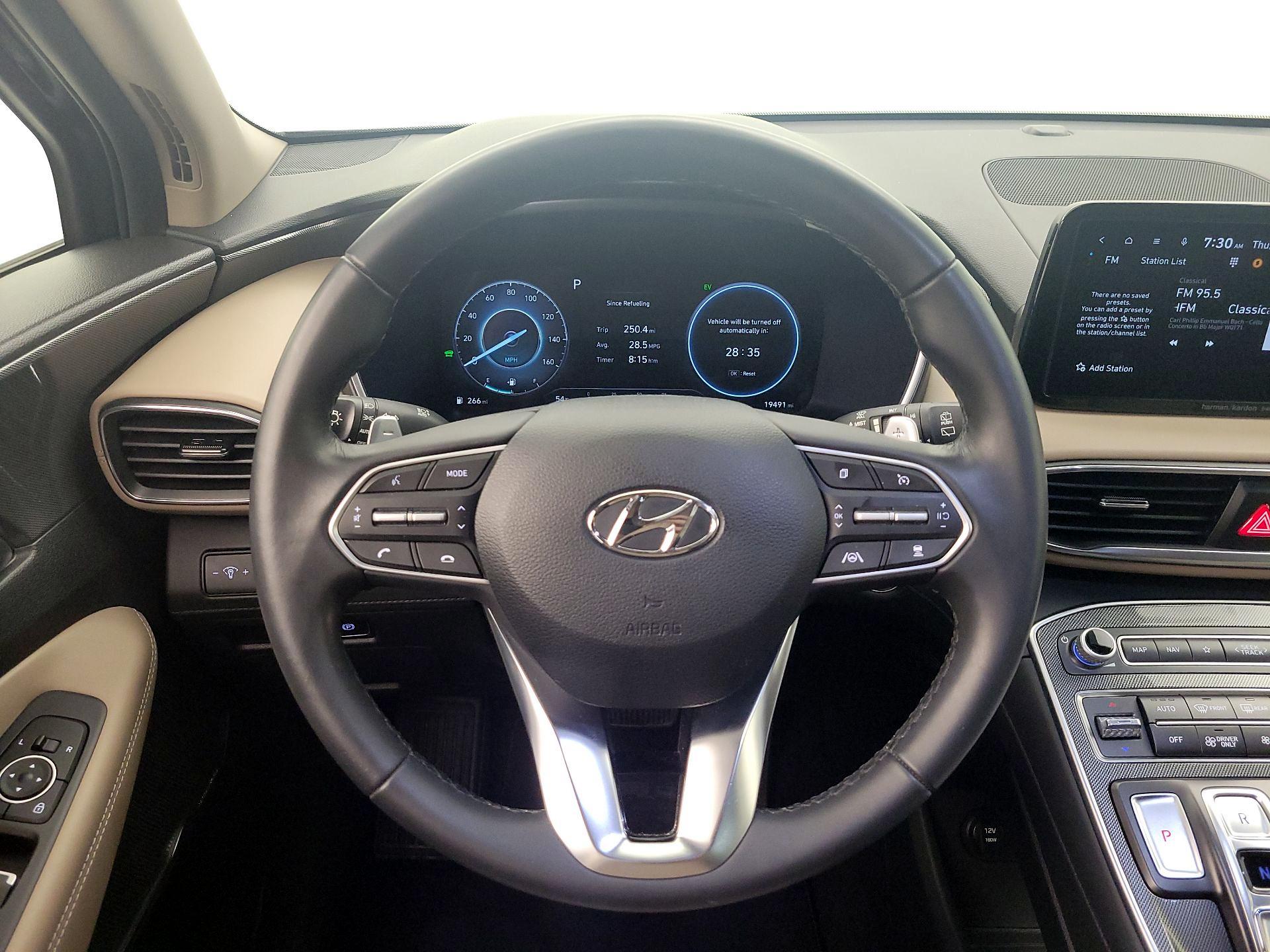 Thumbnail: 2023 Hyundai Santa Fe - 10