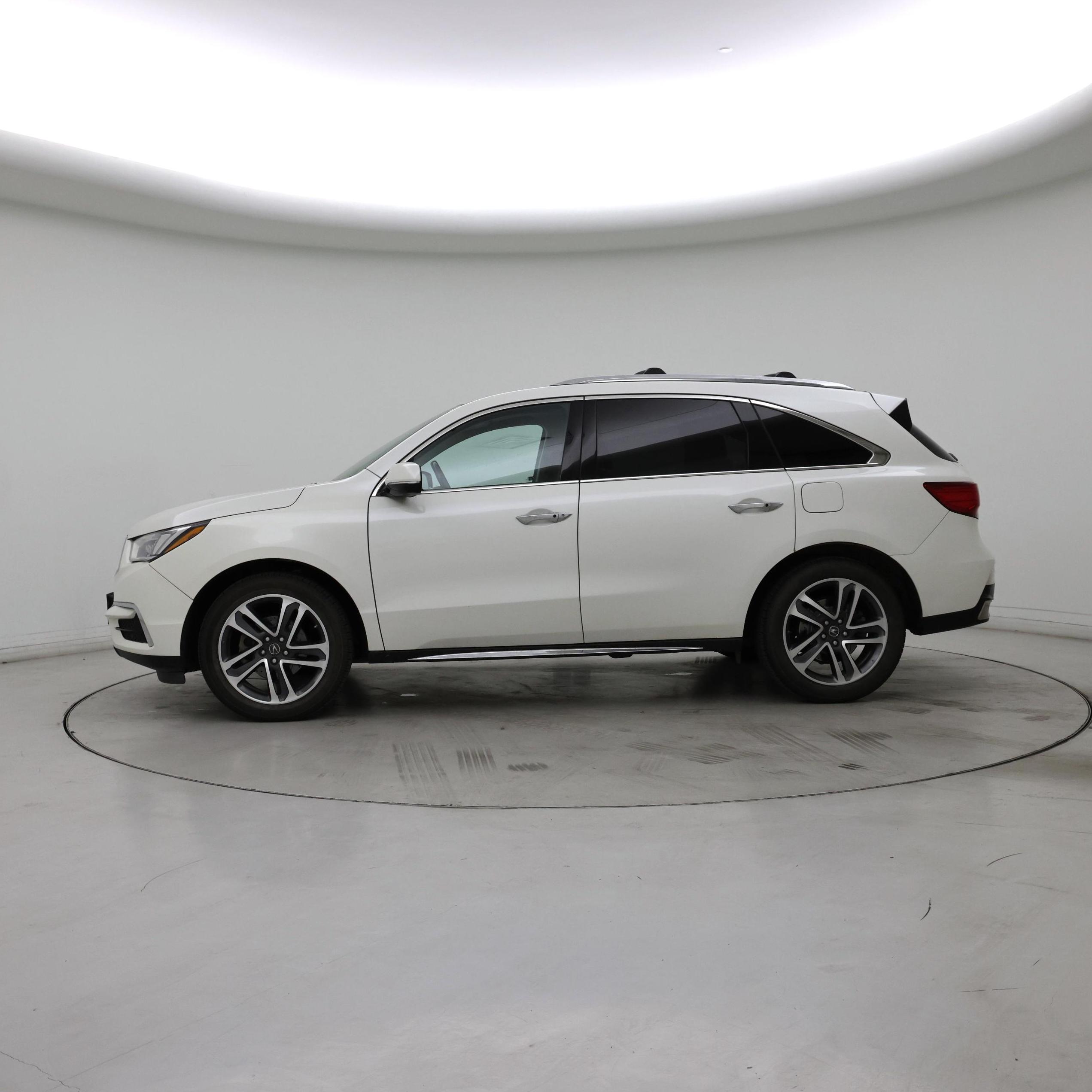 Thumbnail: 2018 Acura MDX - 3