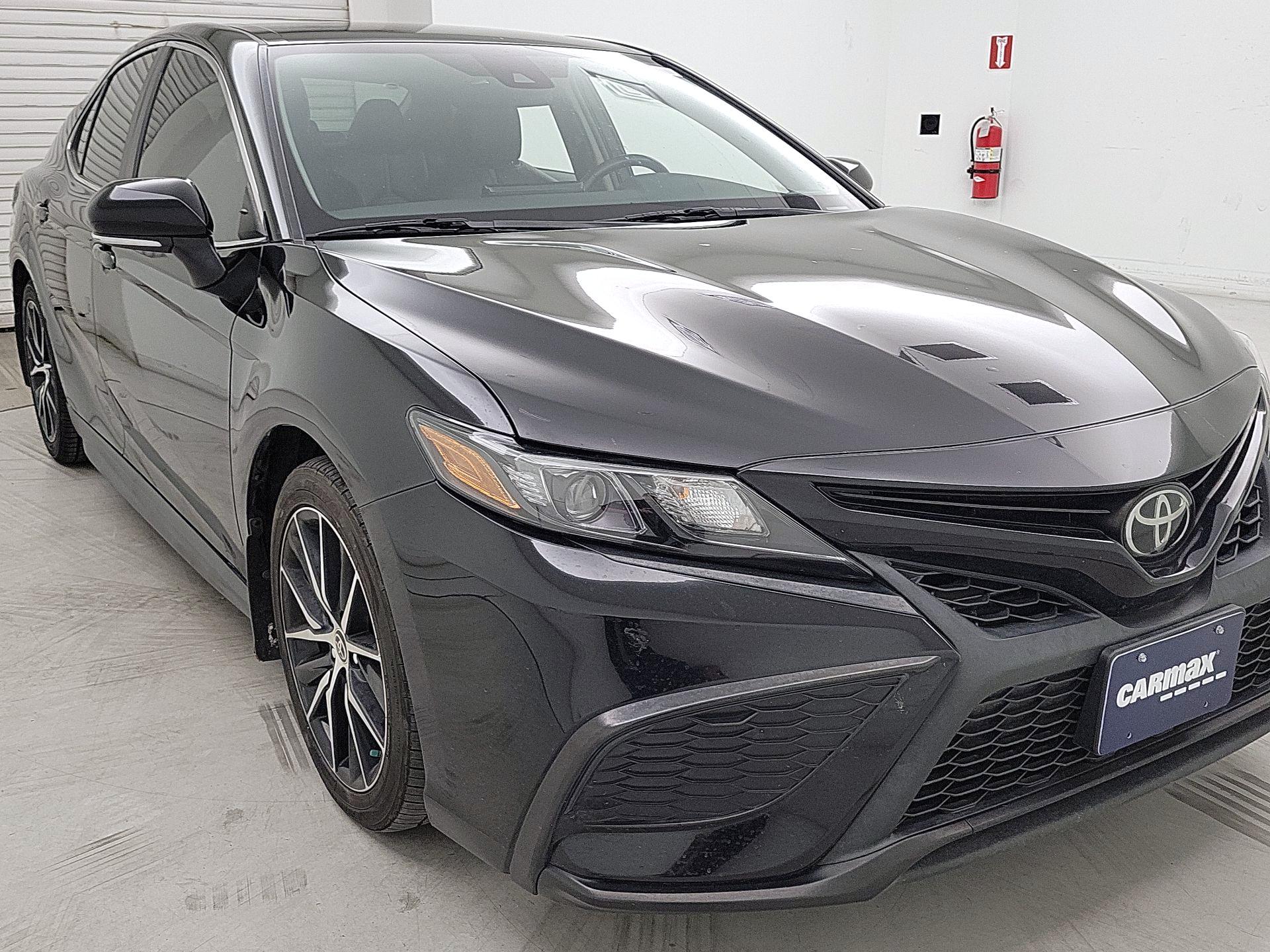 Thumbnail: 2022 Toyota Camry - 1