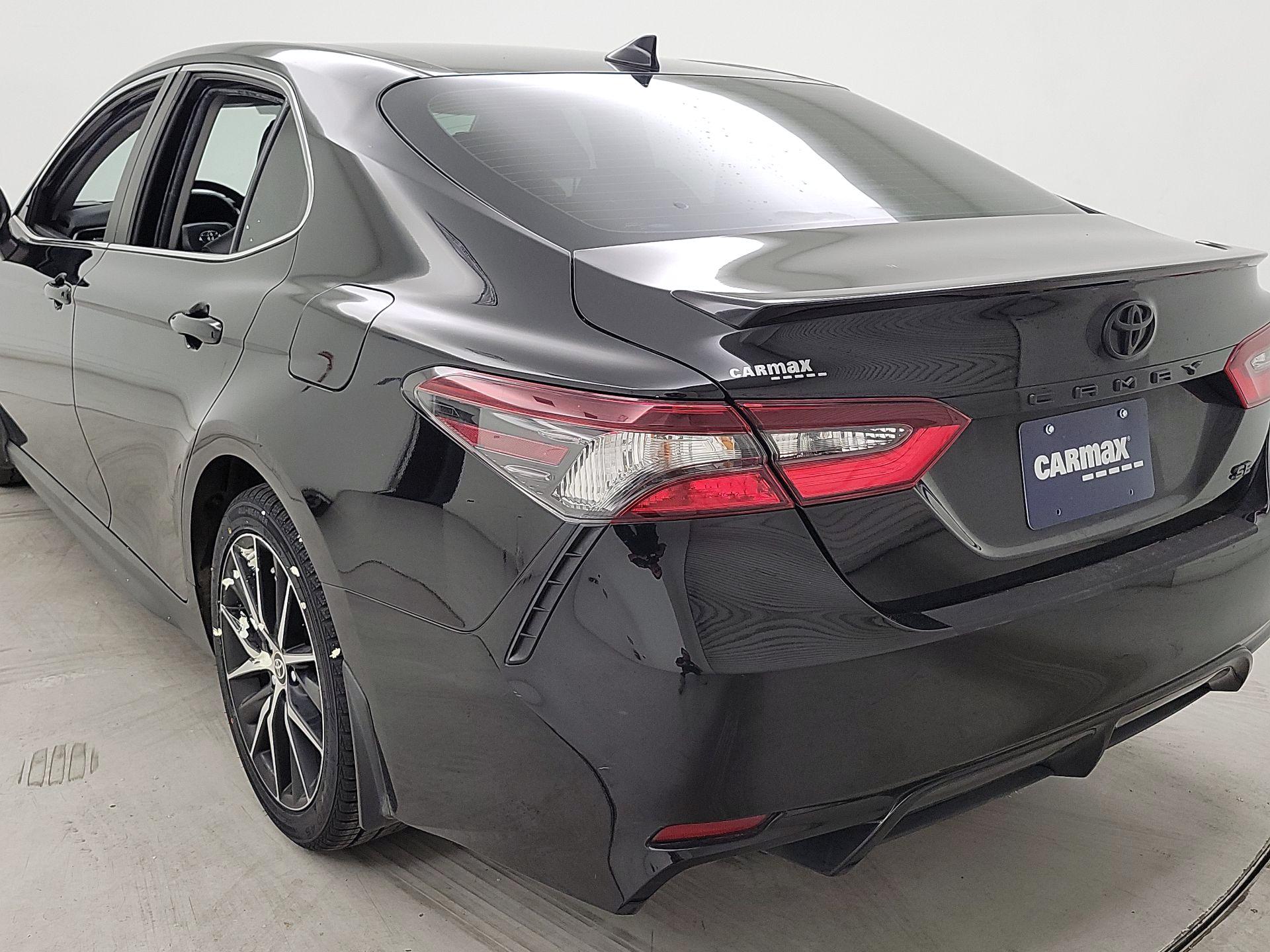 Thumbnail: 2022 Toyota Camry - 7