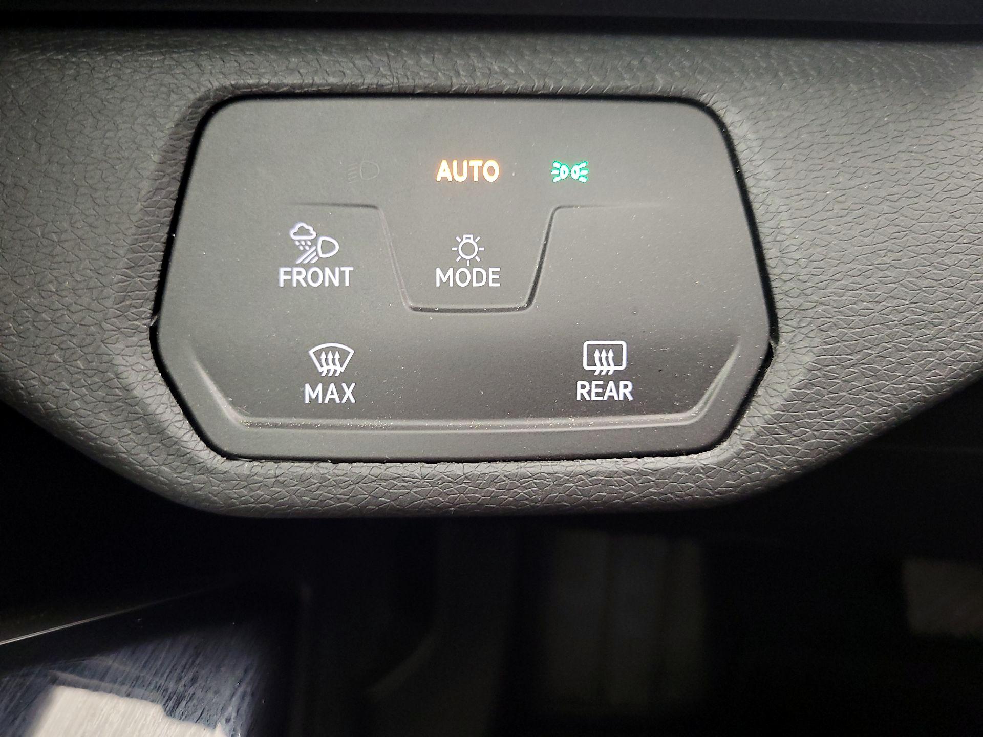 Thumbnail: 2022 Volkswagen ID.4 - 13