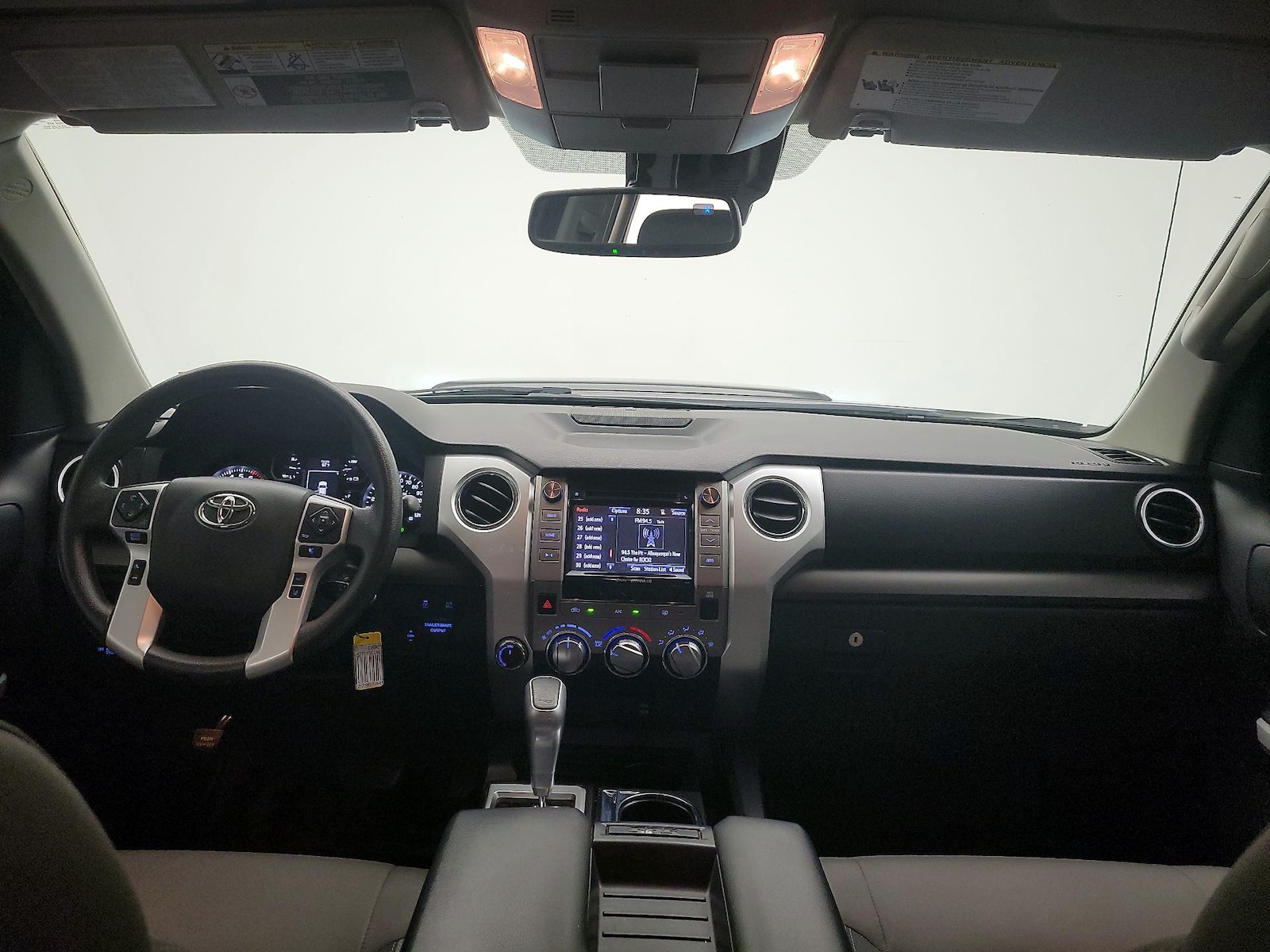 2019 Toyota Tundra SR5 - Photo 10