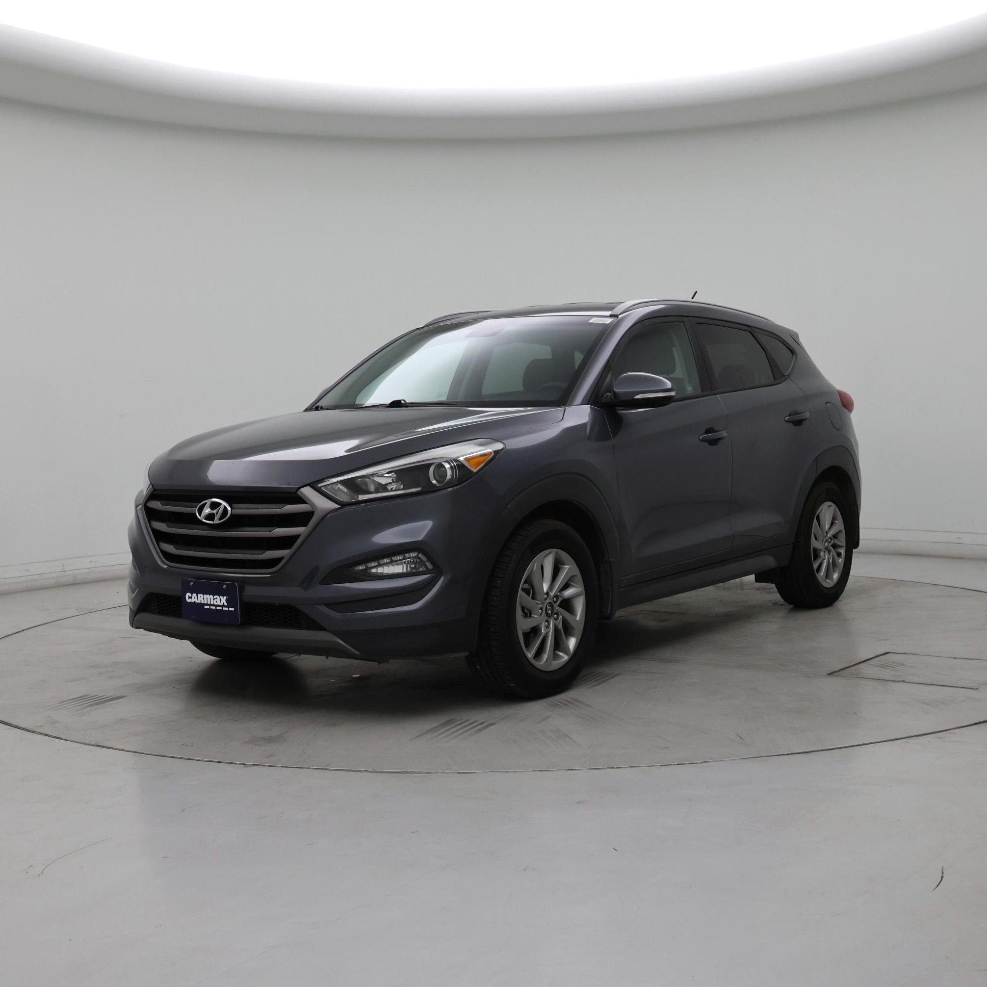 Thumbnail: 2016 Hyundai Tucson - 4