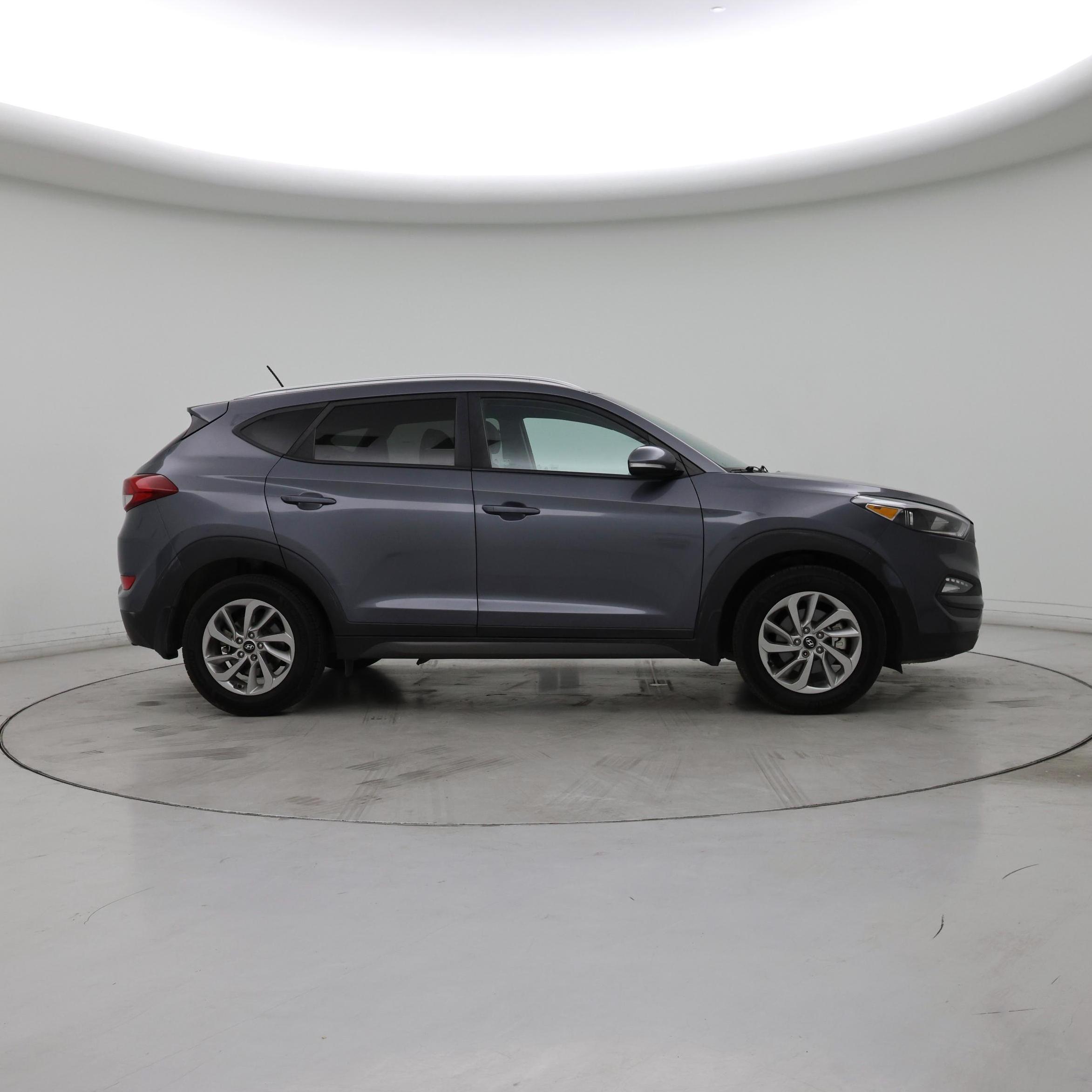 Thumbnail: 2016 Hyundai Tucson - 7