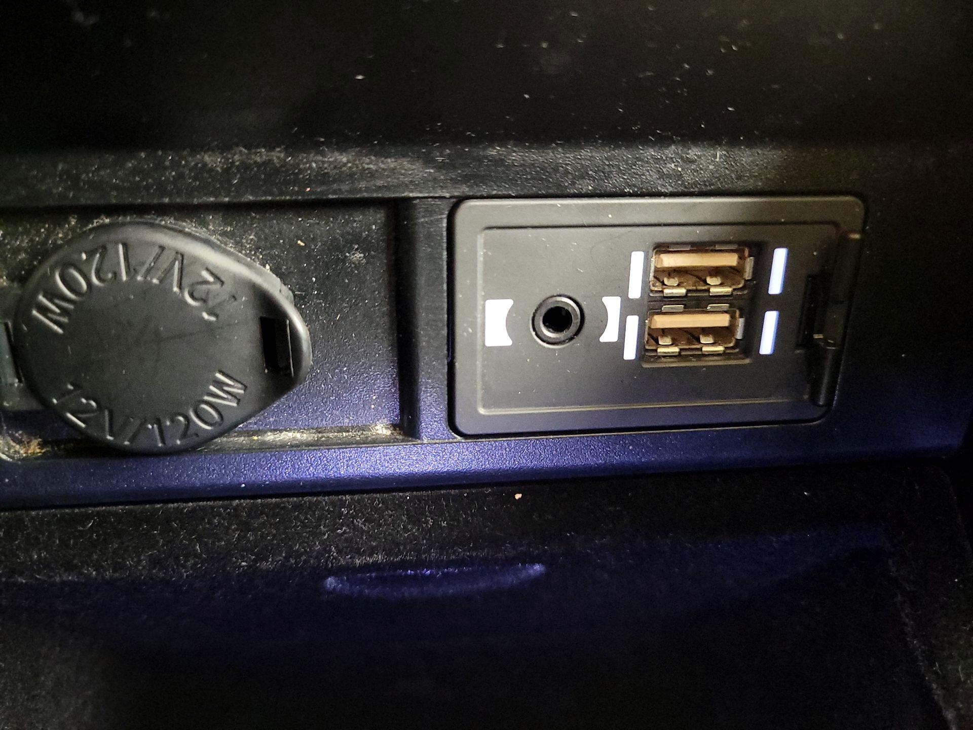 Thumbnail: 2017 Lexus RX - 18