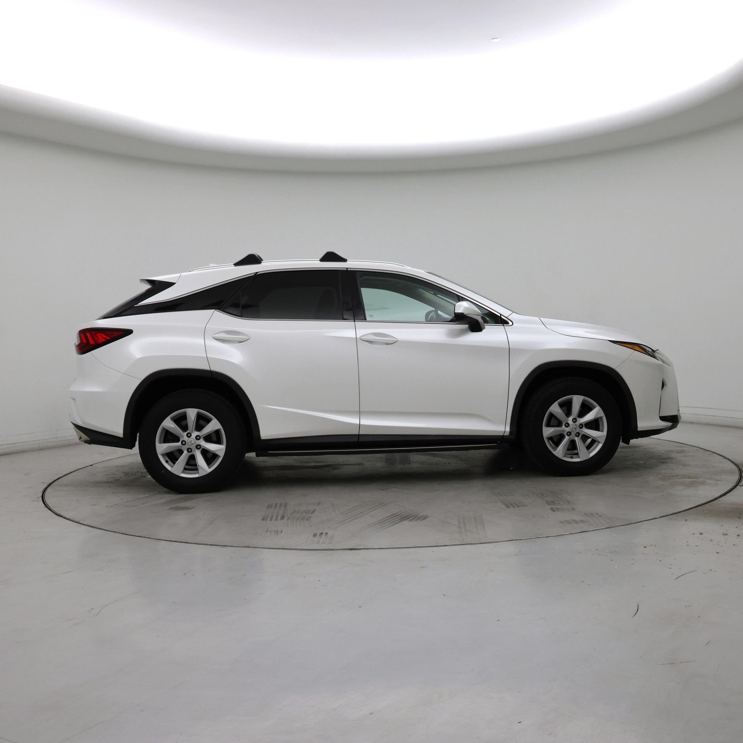 Thumbnail: 2017 Lexus RX - 7